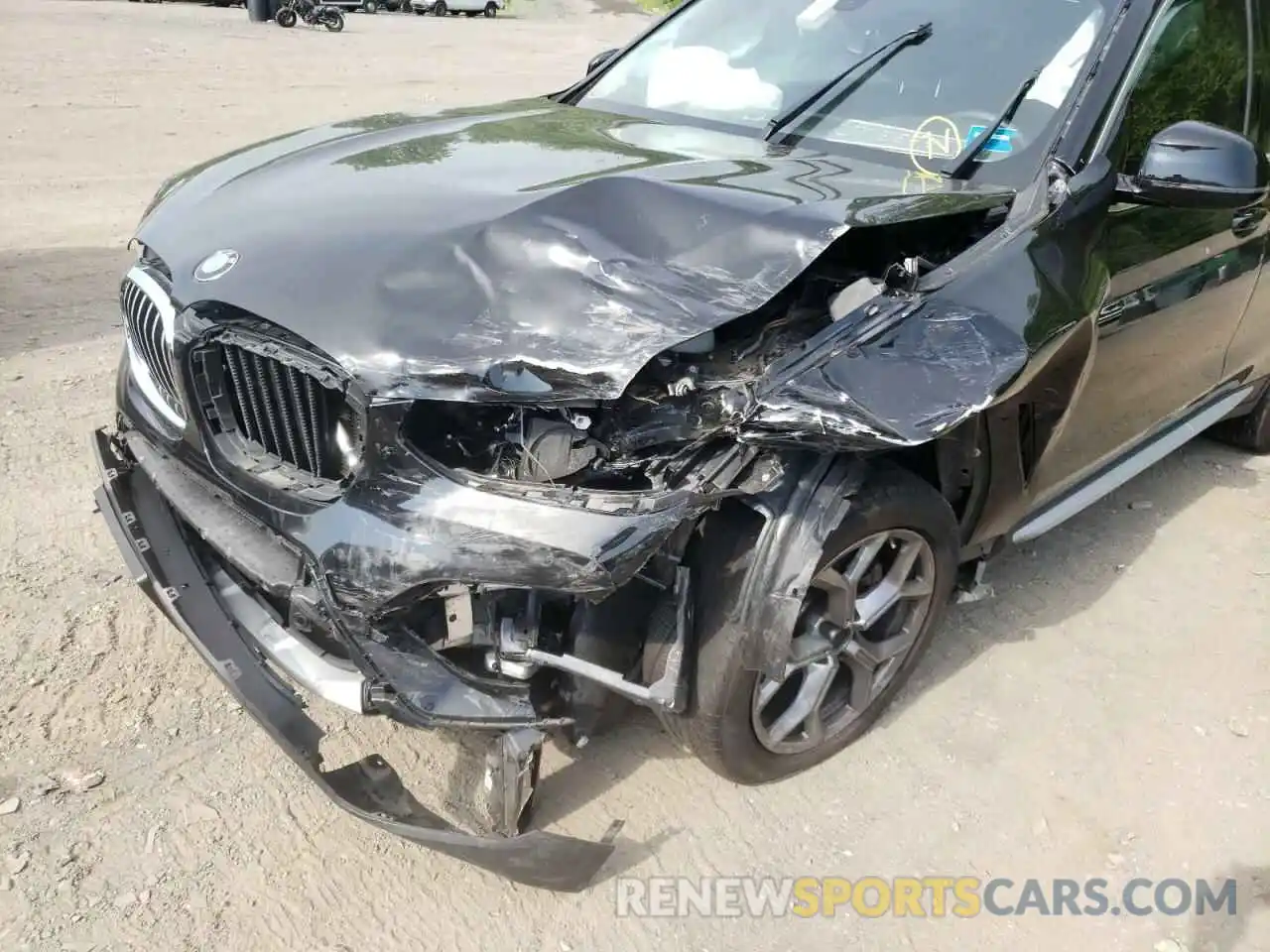 9 Photograph of a damaged car 5UXTY5C09M9F78499 BMW X3 2021