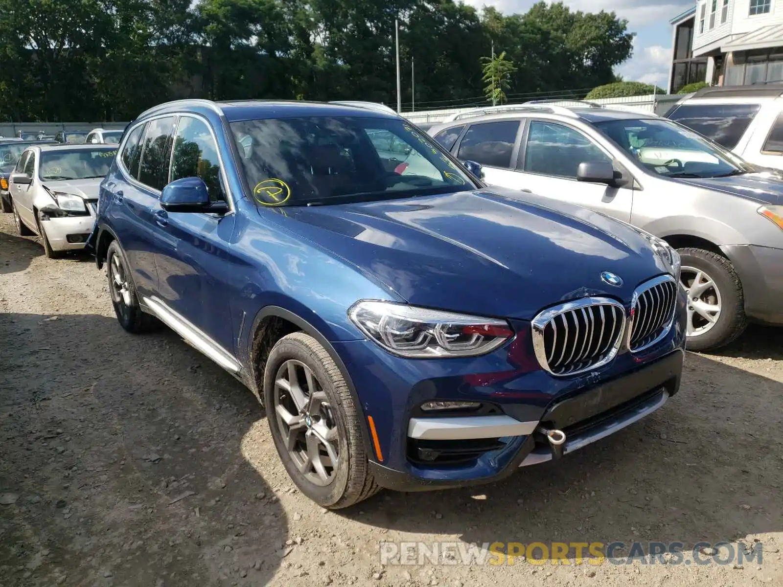 1 Photograph of a damaged car 5UXTY5C09M9H61160 BMW X3 2021