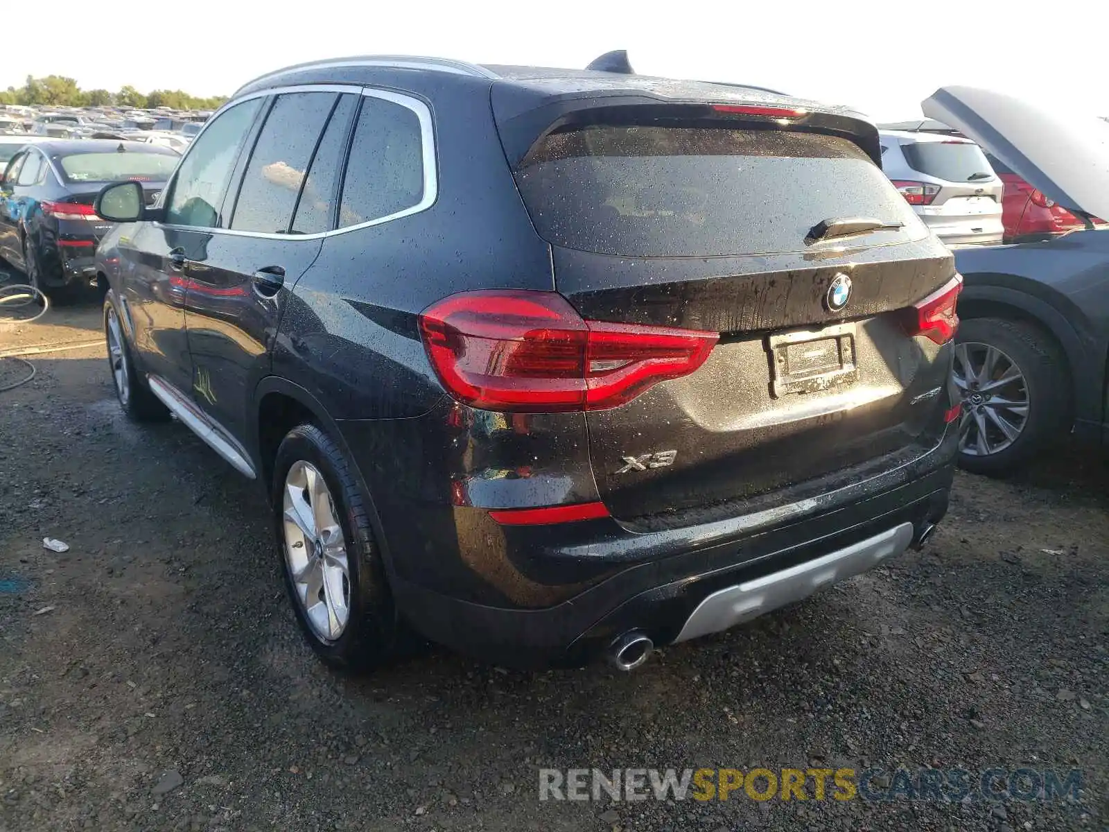 3 Photograph of a damaged car 5UXTY5C09M9H64771 BMW X3 2021