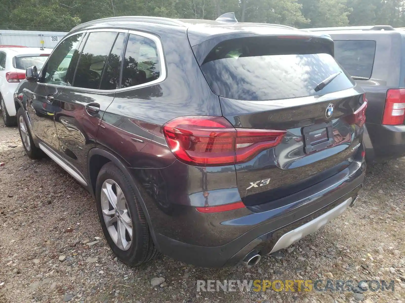 3 Photograph of a damaged car 5UXTY5C0XM9D75718 BMW X3 2021