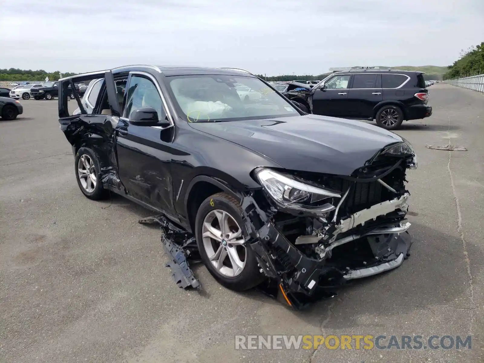 1 Photograph of a damaged car 5UXTY5C0XM9E33052 BMW X3 2021