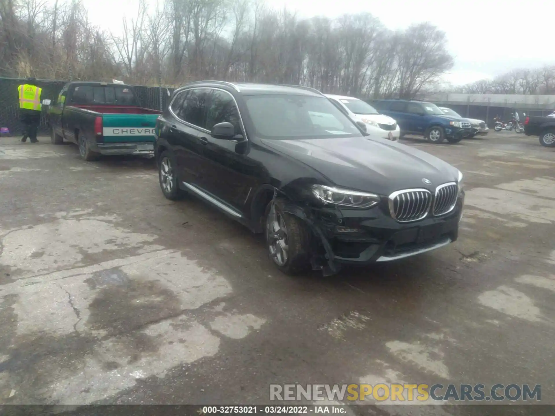 1 Photograph of a damaged car 5UXTY5C0XM9F78463 BMW X3 2021