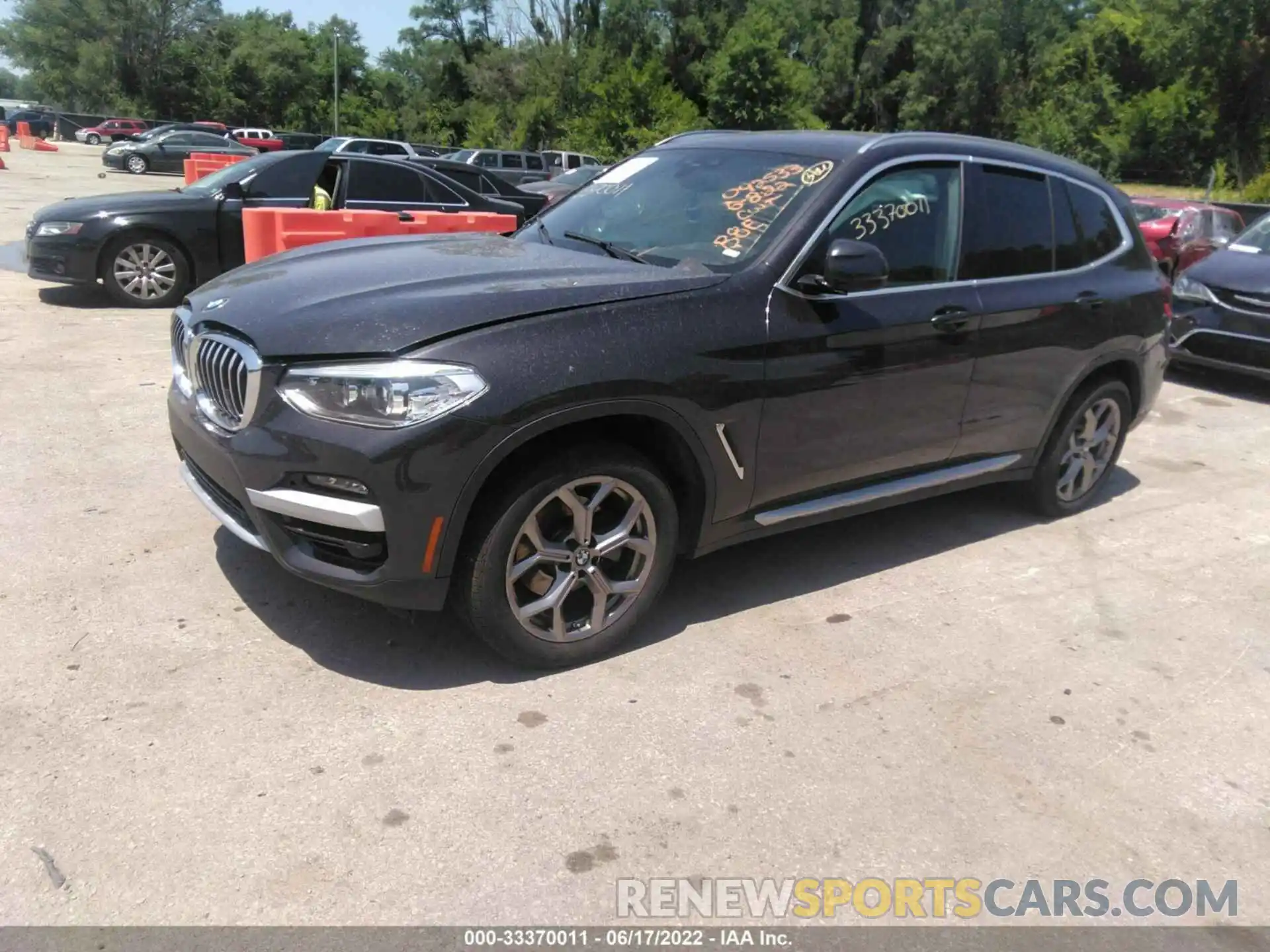 2 Photograph of a damaged car 5UXTY5C0XM9F78642 BMW X3 2021