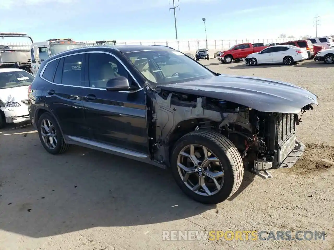 4 Фотография поврежденного автомобиля 5UXTY5C0XM9F82240 BMW X3 2021
