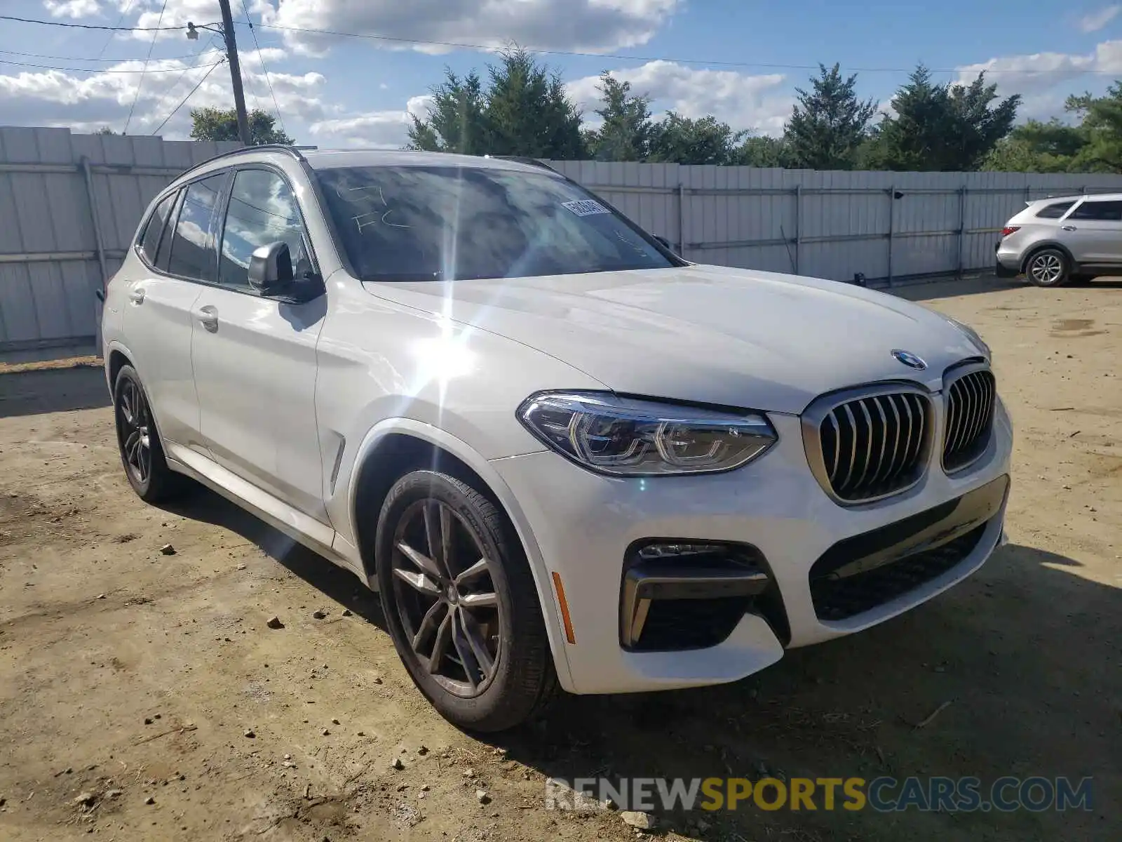 1 Фотография поврежденного автомобиля 5UXTY9C00M9D71300 BMW X3 2021