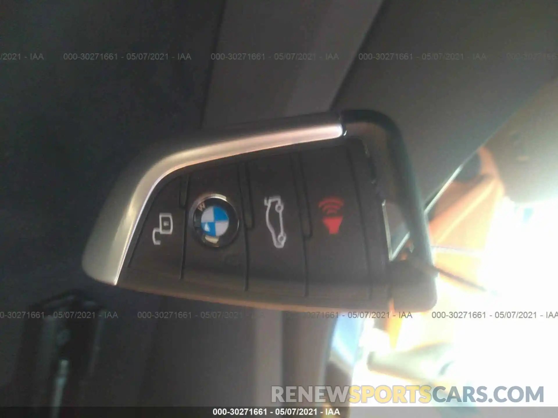 11 Фотография поврежденного автомобиля 5UXTY9C01M9G37004 BMW X3 2021