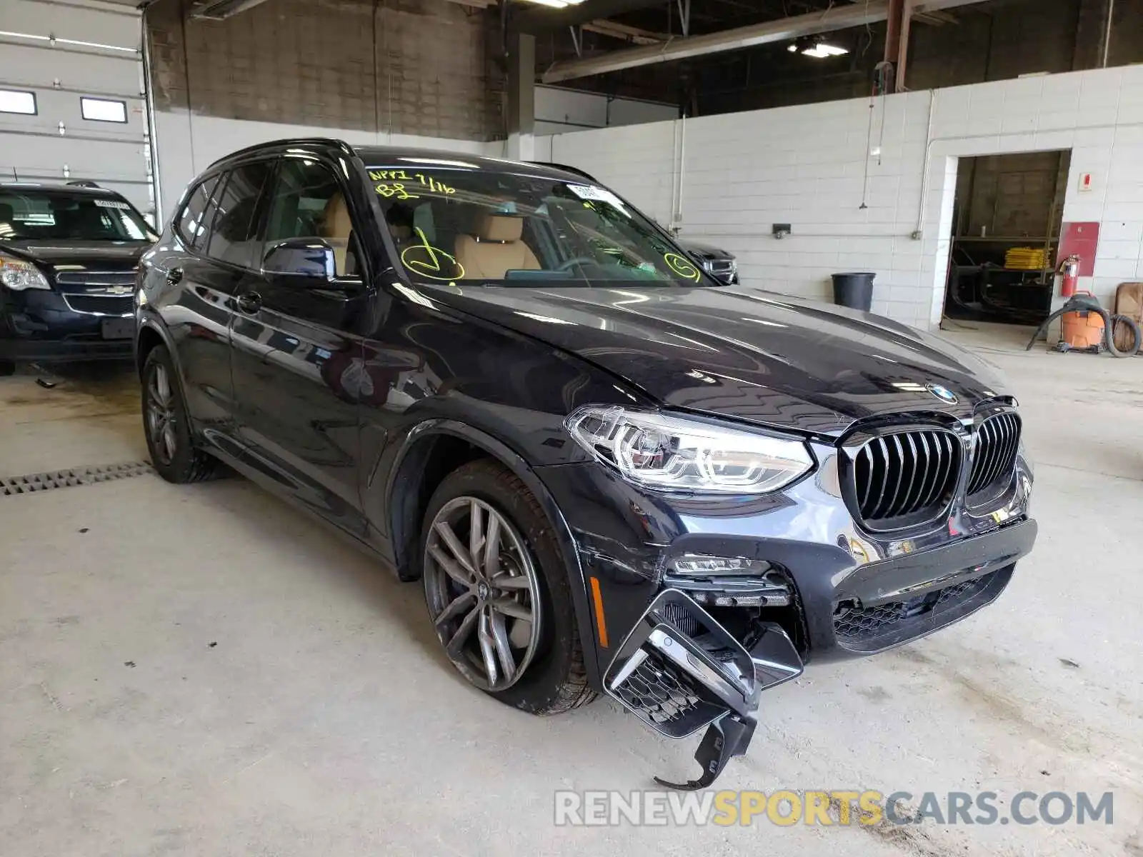 1 Photograph of a damaged car 5UXTY9C01M9G76255 BMW X3 2021