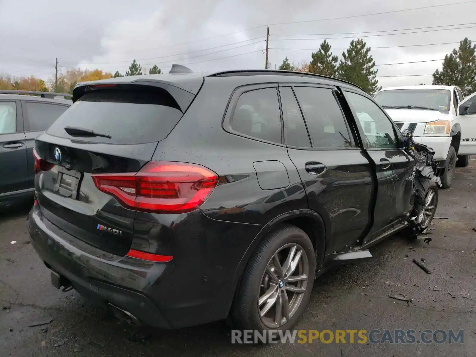 4 Photograph of a damaged car 5UXTY9C02M9H30467 BMW X3 2021