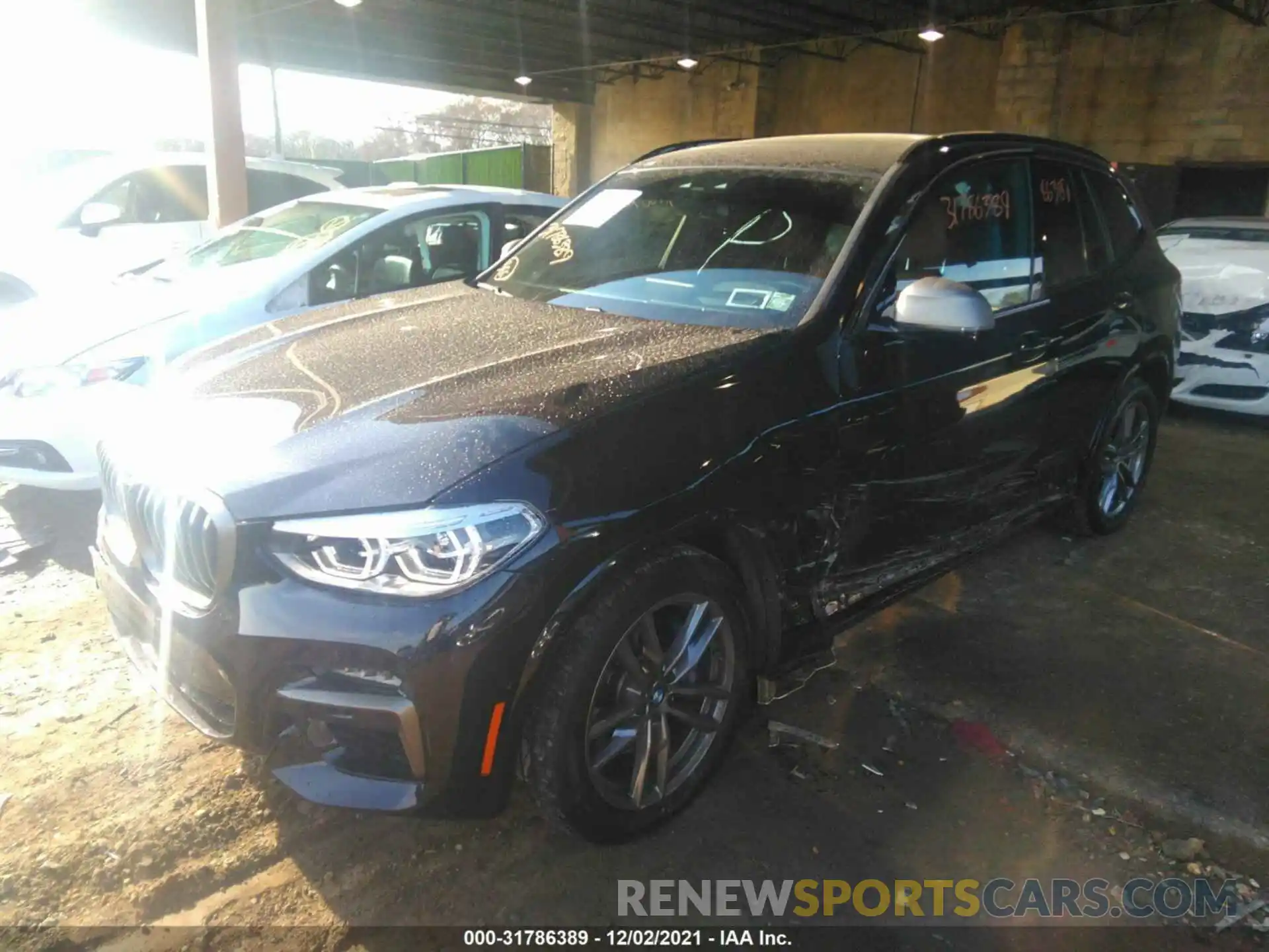 2 Photograph of a damaged car 5UXTY9C03M9F40094 BMW X3 2021