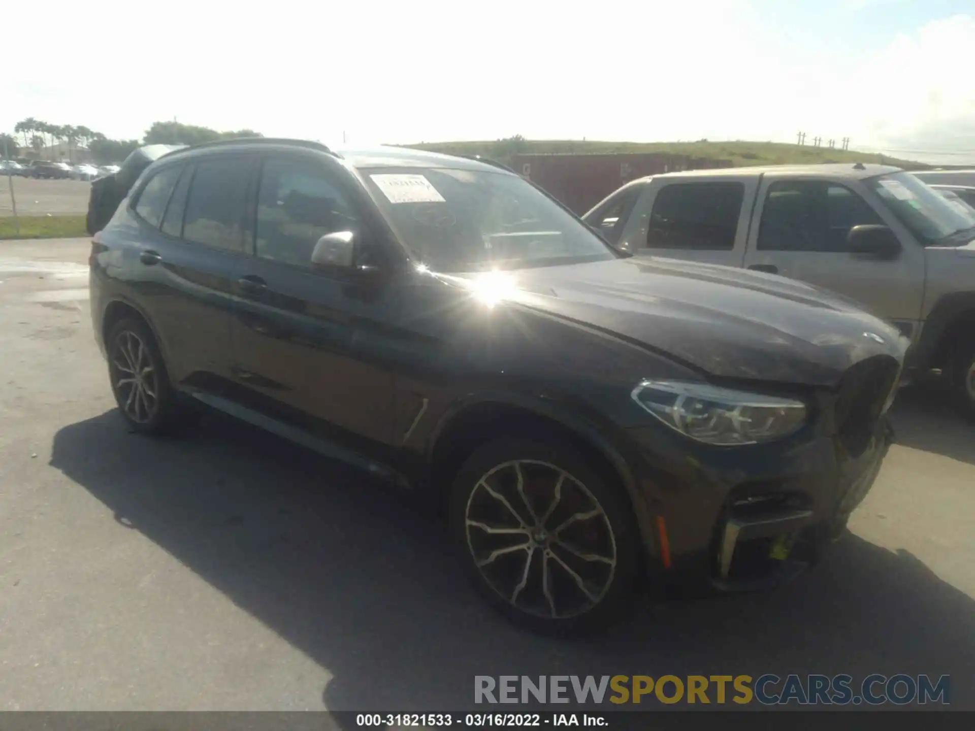 1 Фотография поврежденного автомобиля 5UXTY9C04M9E00460 BMW X3 2021