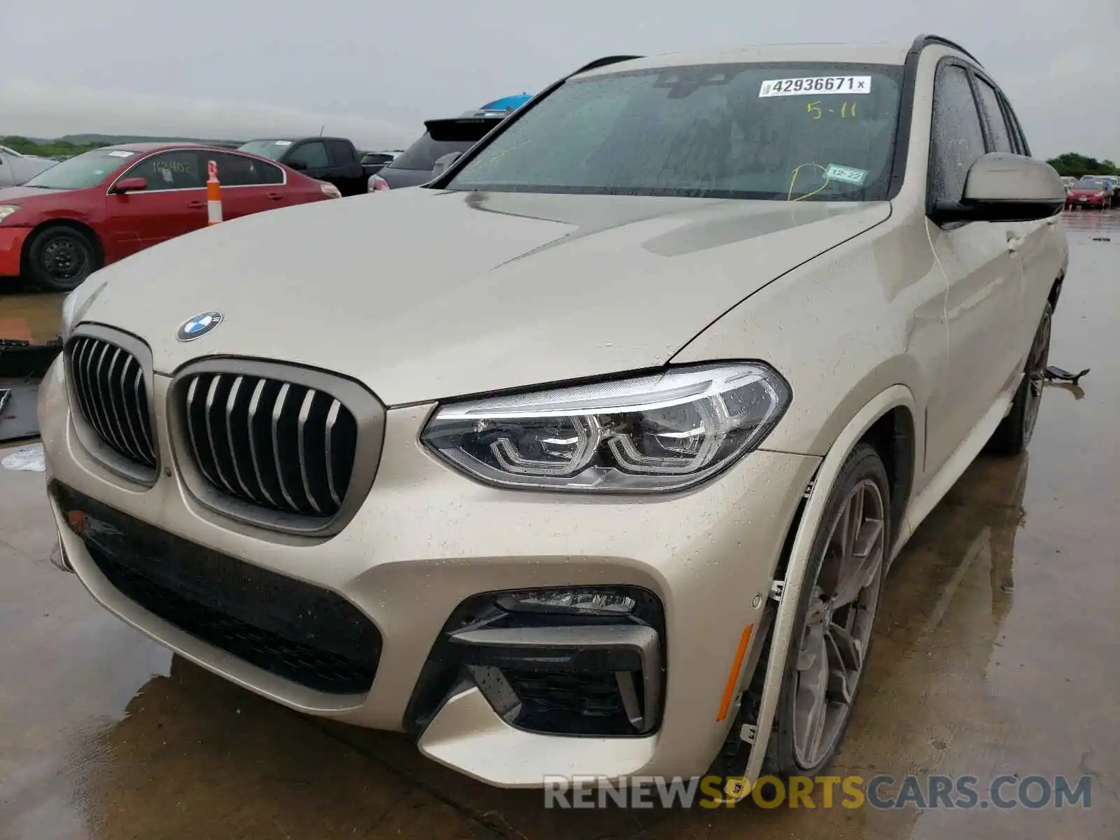 2 Photograph of a damaged car 5UXTY9C04M9F37270 BMW X3 2021