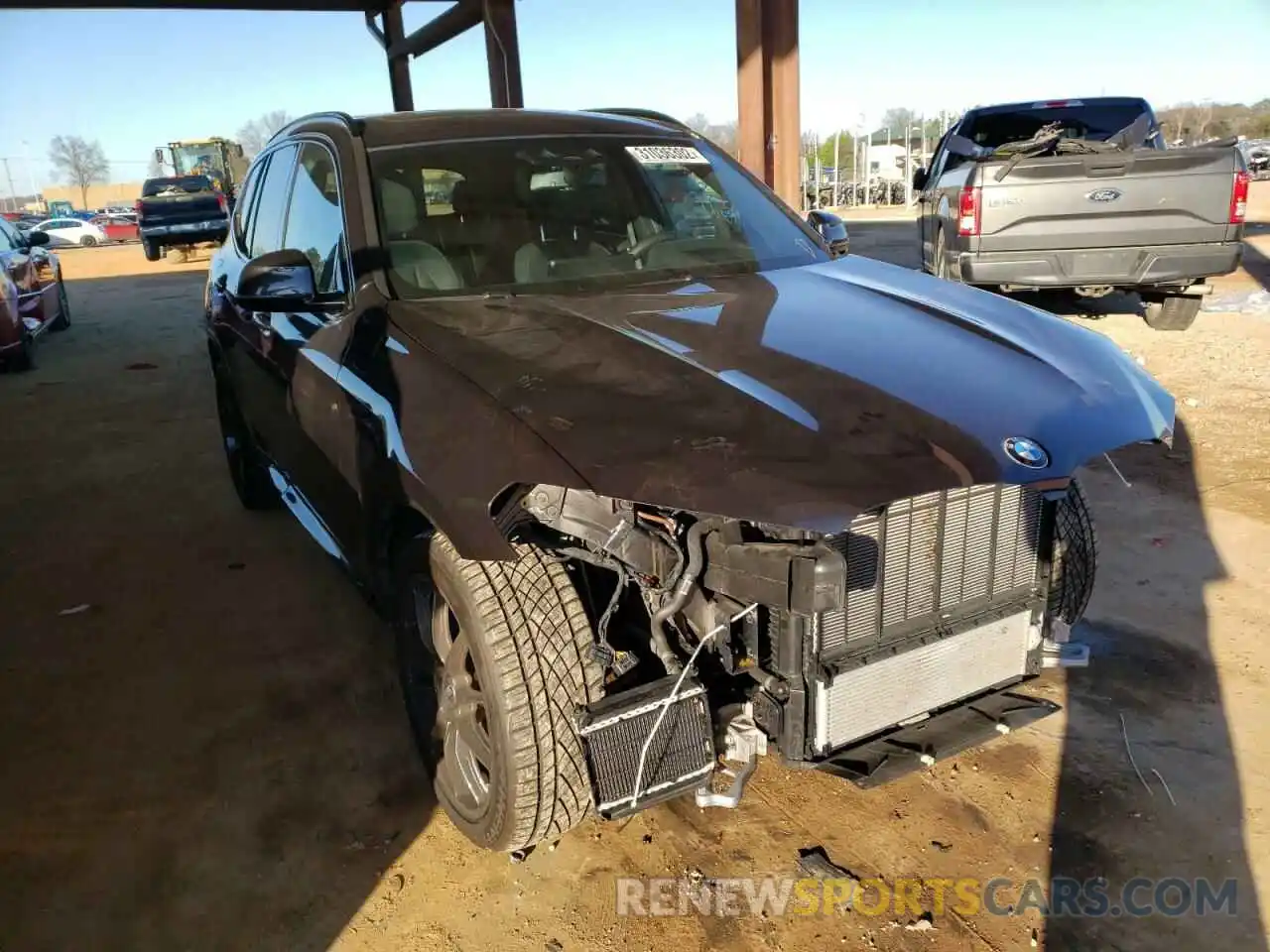 1 Photograph of a damaged car 5UXTY9C05M9E73076 BMW X3 2021