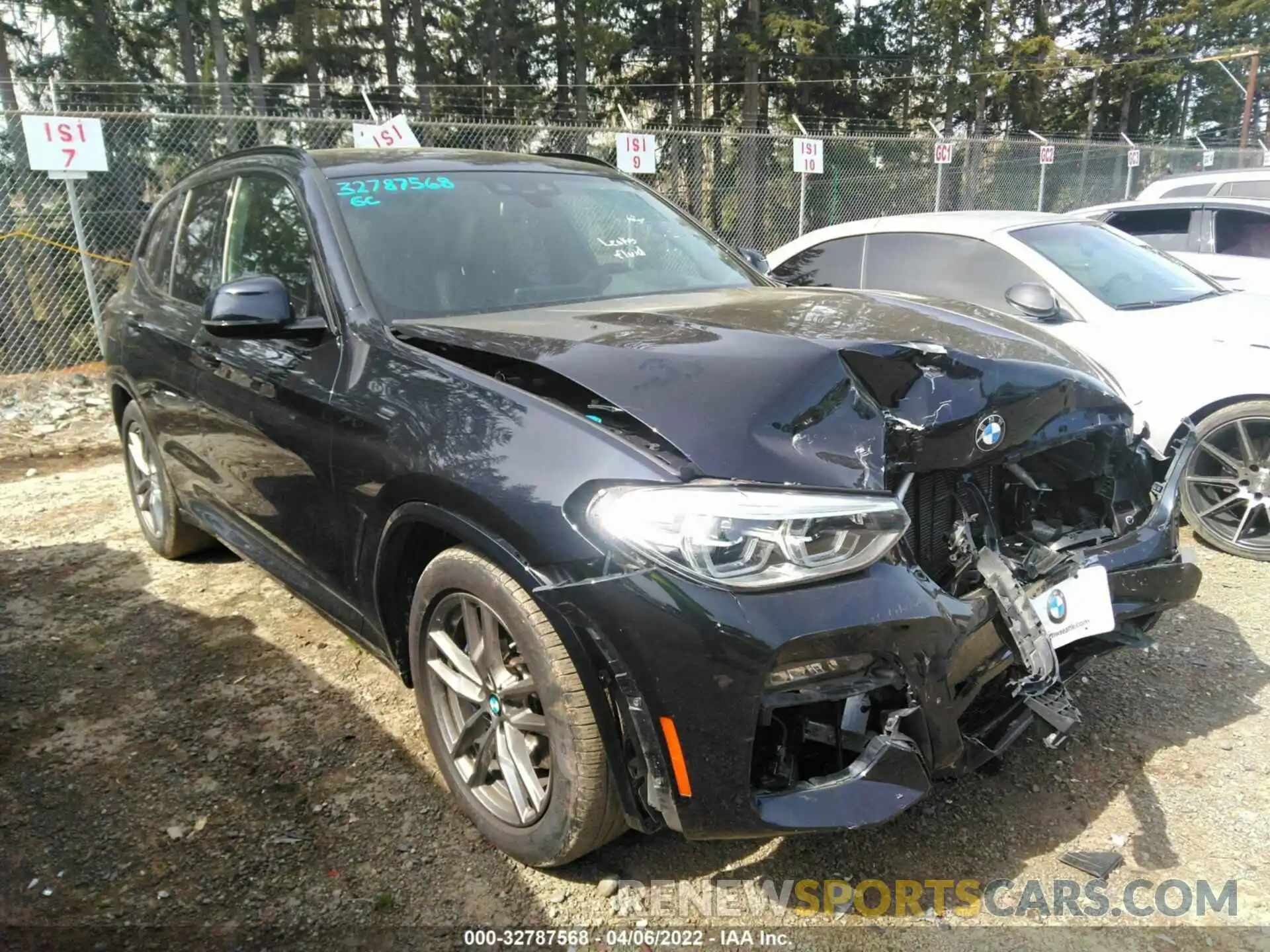 1 Photograph of a damaged car 5UXTY9C05M9E77550 BMW X3 2021