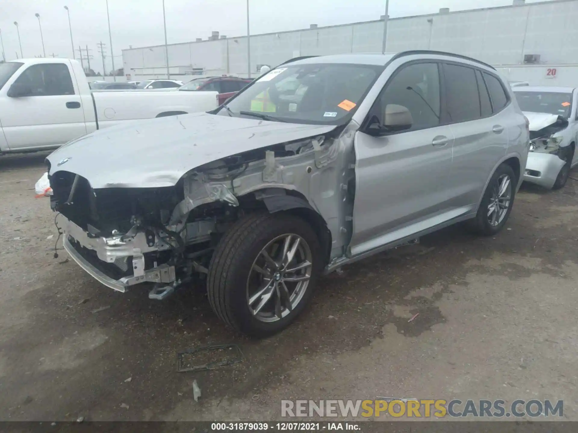 2 Photograph of a damaged car 5UXTY9C05M9G42223 BMW X3 2021