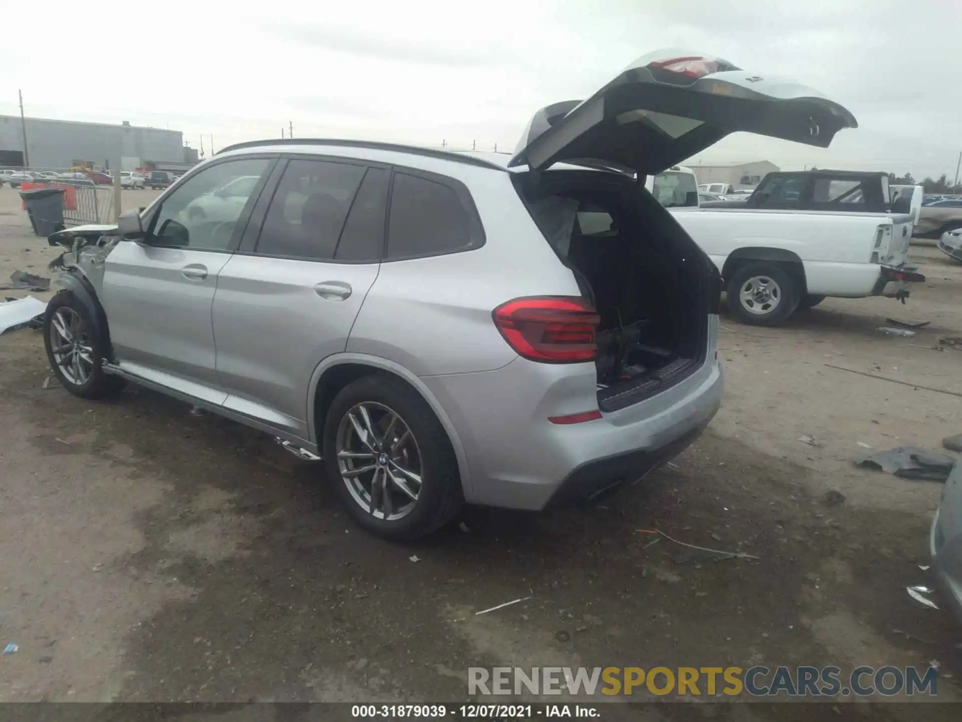 3 Фотография поврежденного автомобиля 5UXTY9C05M9G42223 BMW X3 2021