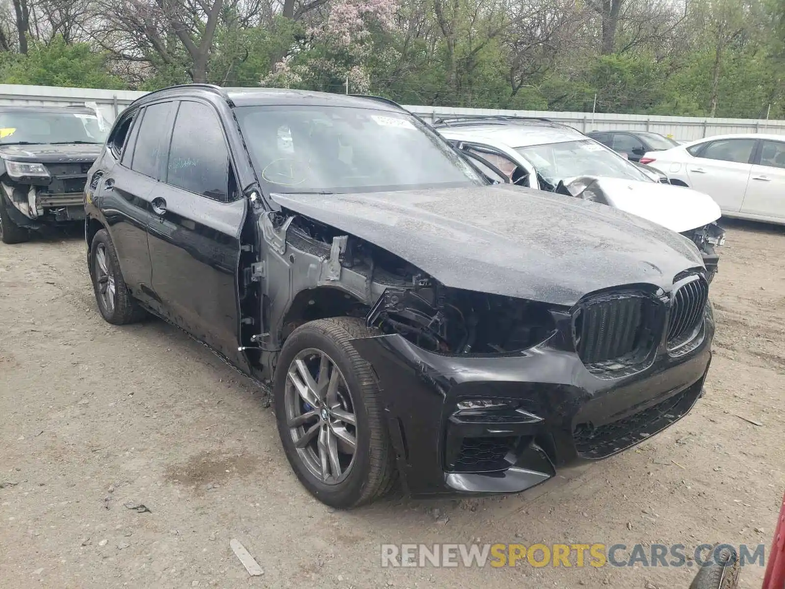 1 Photograph of a damaged car 5UXTY9C06M9F43359 BMW X3 2021