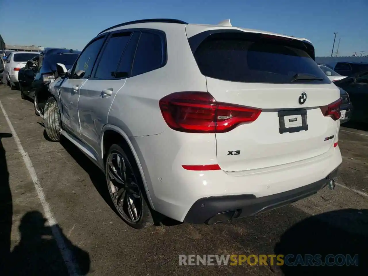 3 Photograph of a damaged car 5UXTY9C07M9D82150 BMW X3 2021