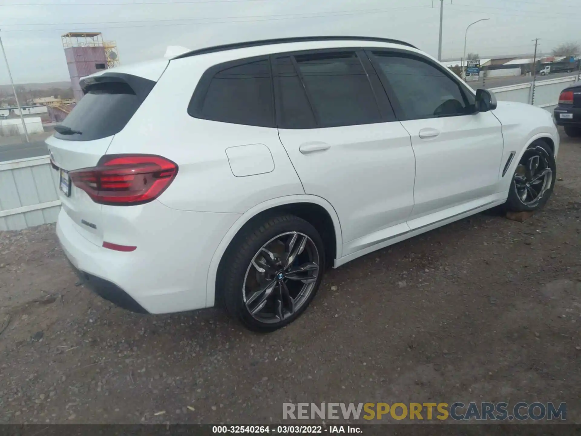 4 Фотография поврежденного автомобиля 5UXTY9C08M9E47944 BMW X3 2021