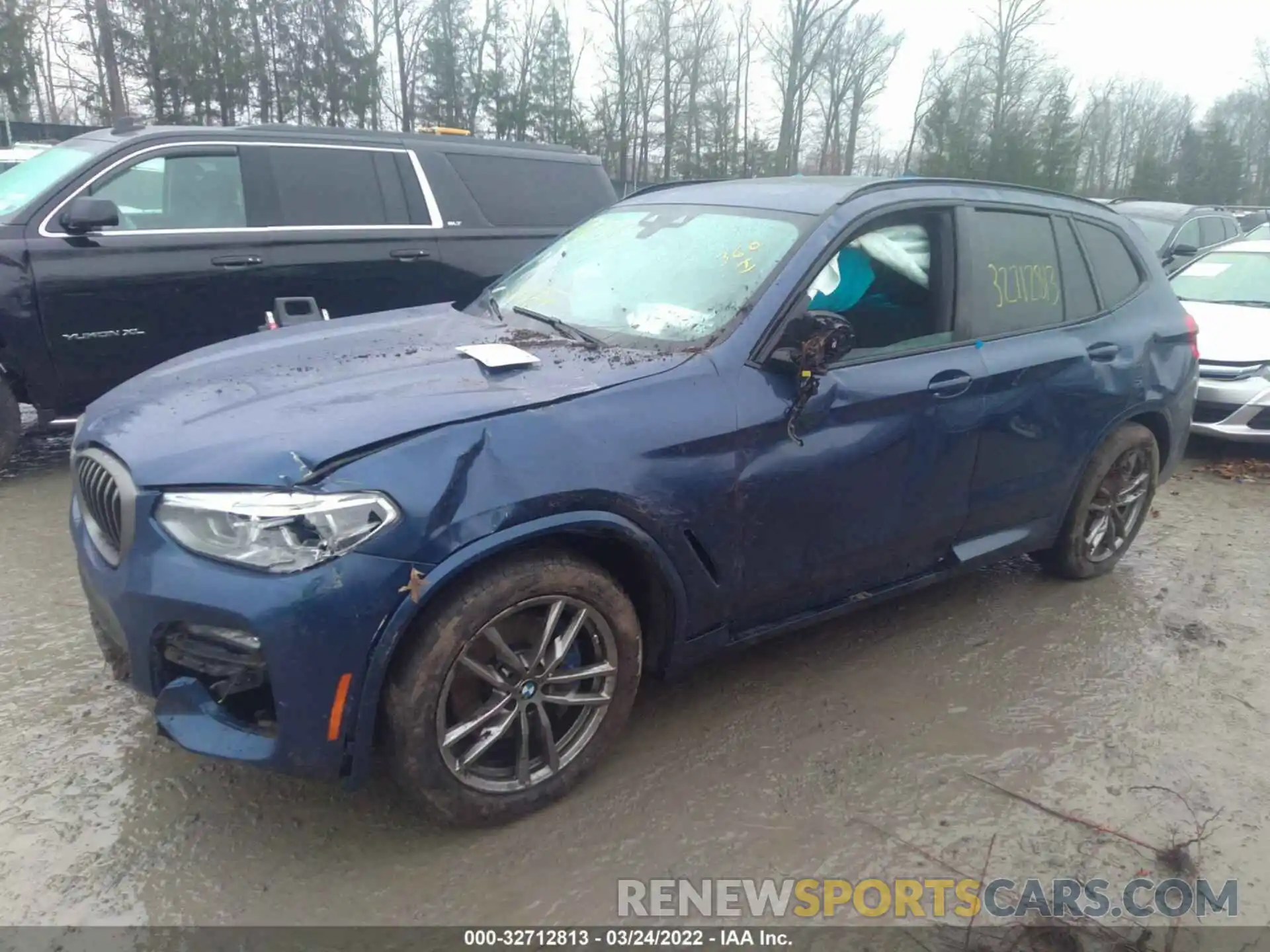 2 Photograph of a damaged car 5UXTY9C09M9G96219 BMW X3 2021