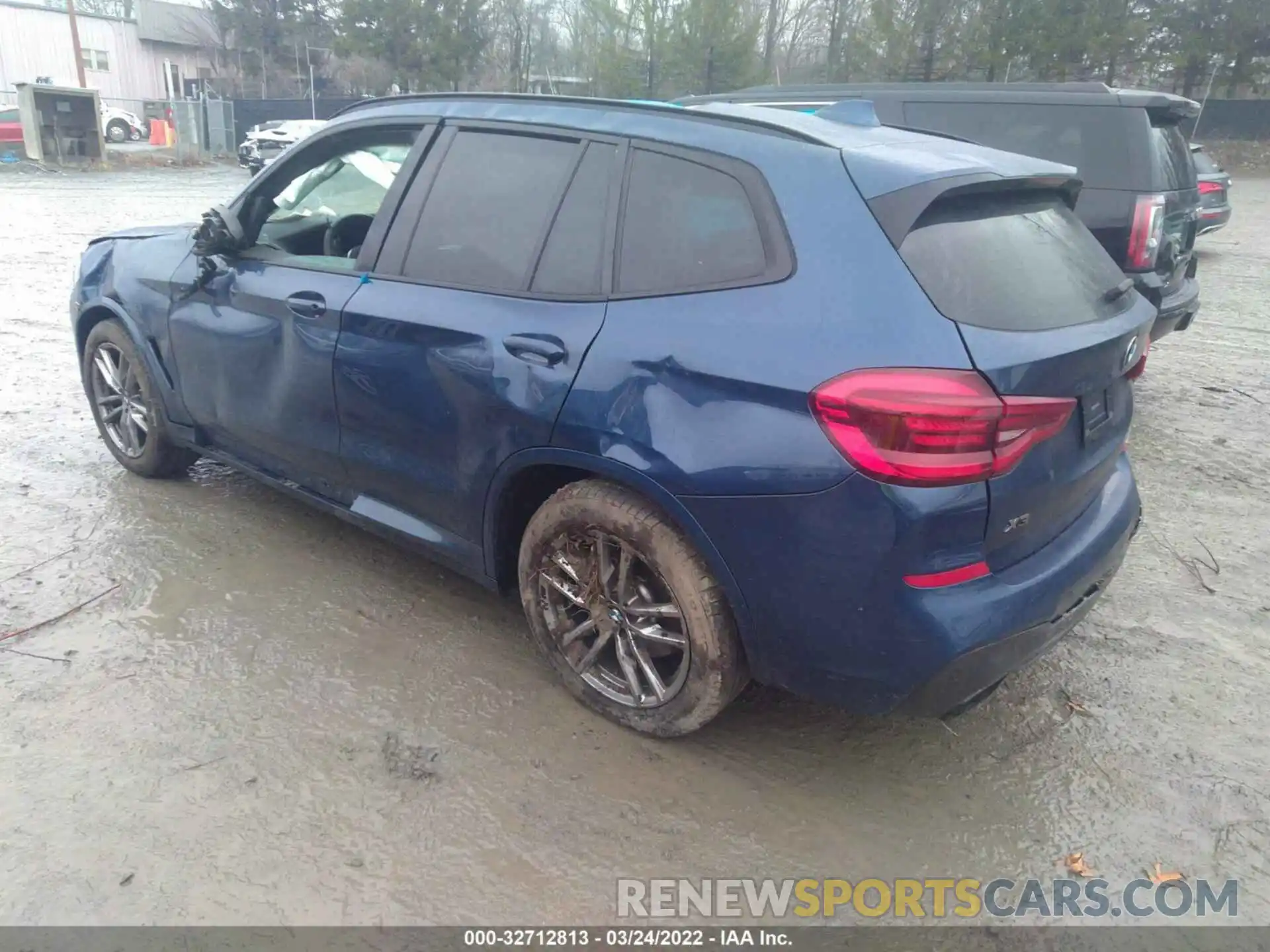 3 Photograph of a damaged car 5UXTY9C09M9G96219 BMW X3 2021