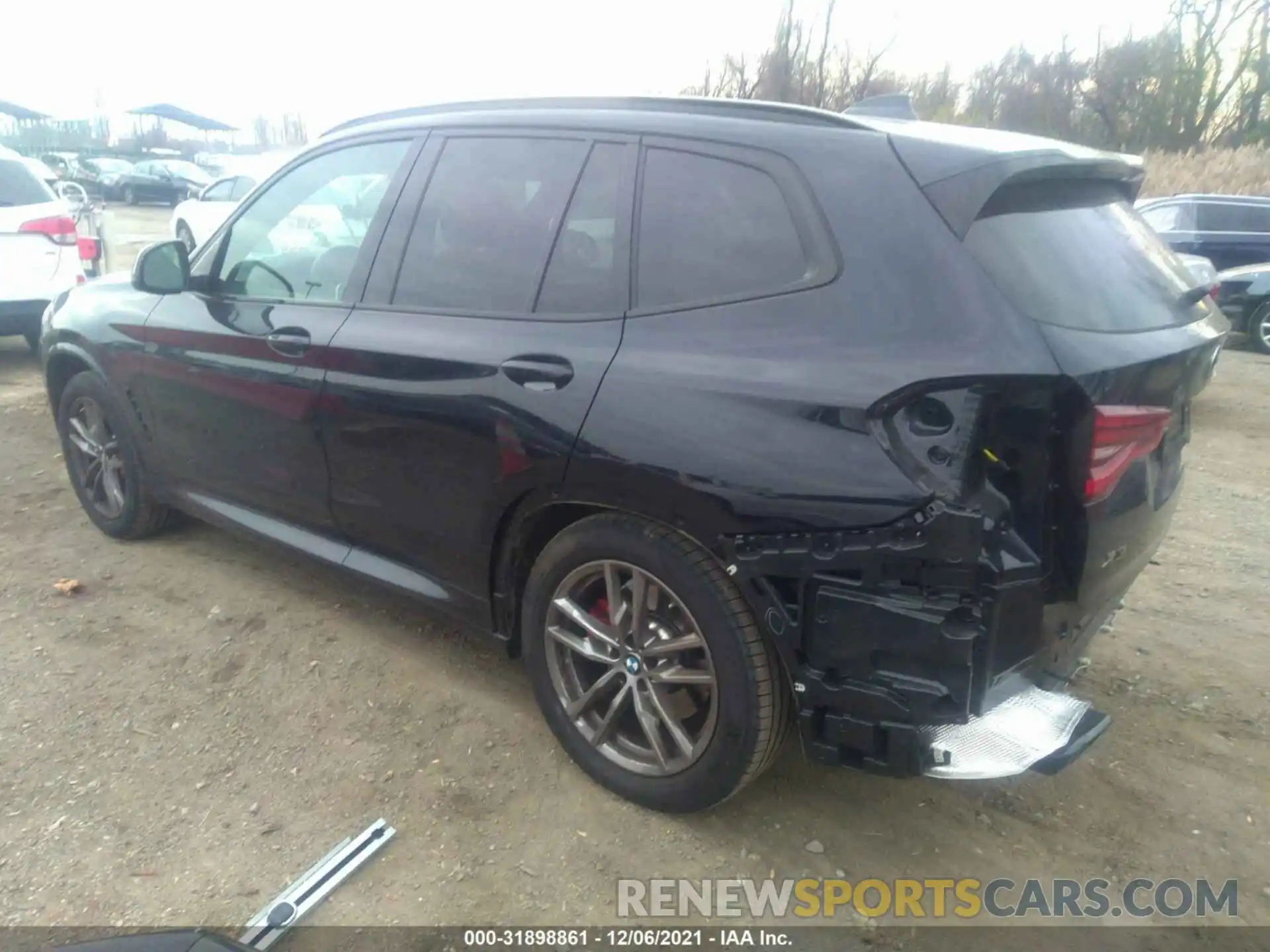 3 Photograph of a damaged car 5UXTY9C0XM9G25739 BMW X3 2021