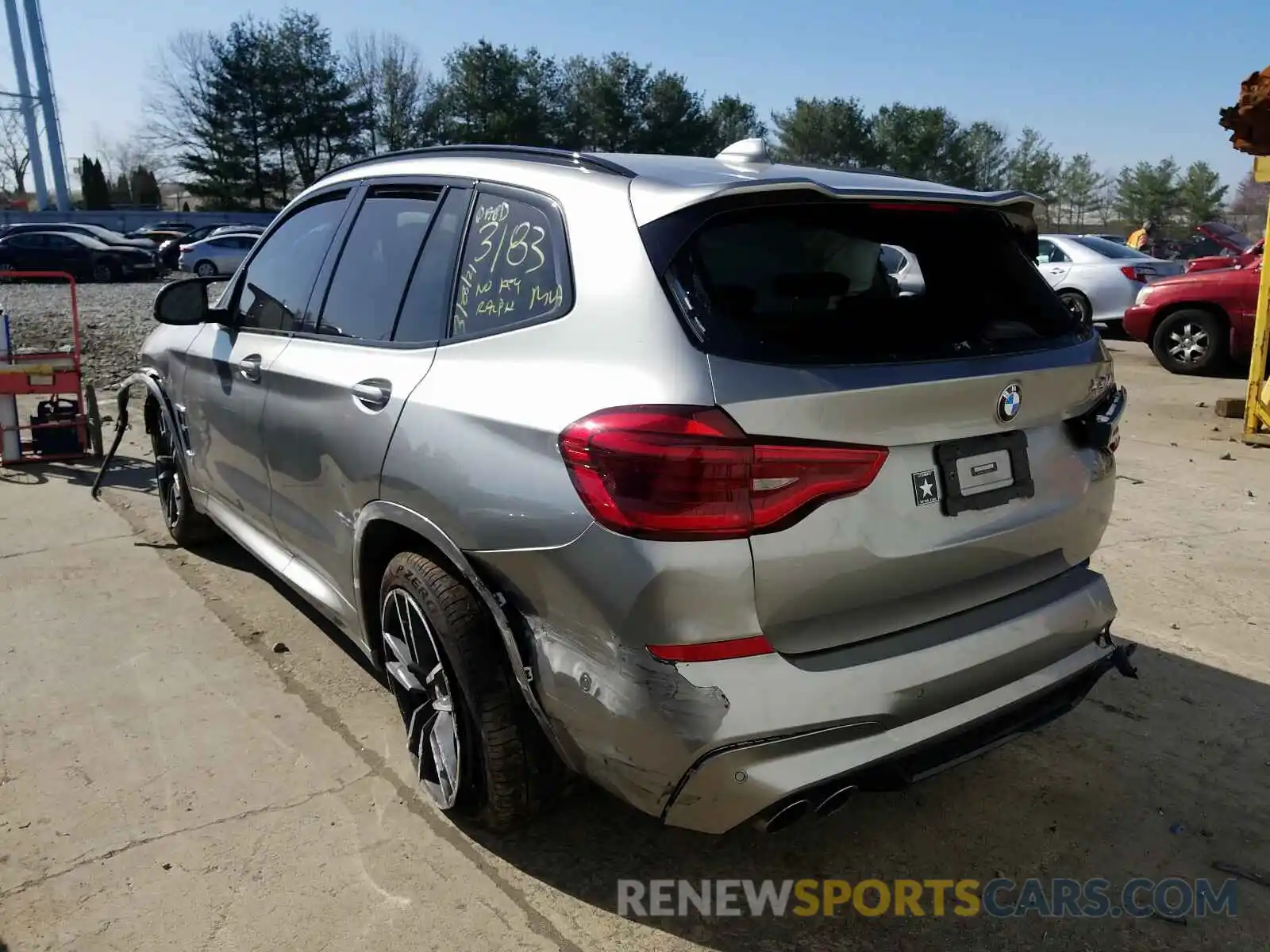 3 Photograph of a damaged car 5YMTS0C01M9D53183 BMW X3 2021