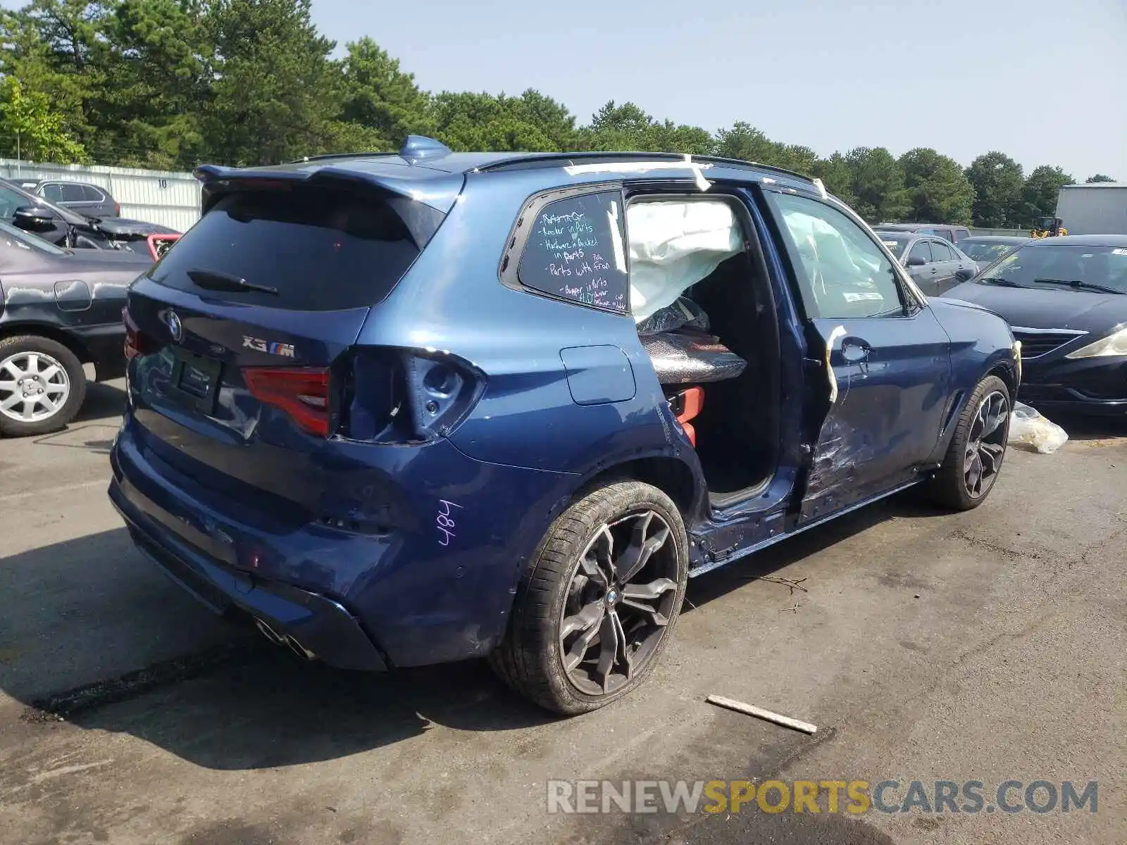 4 Photograph of a damaged car 5YMTS0C07M9F13146 BMW X3 2021