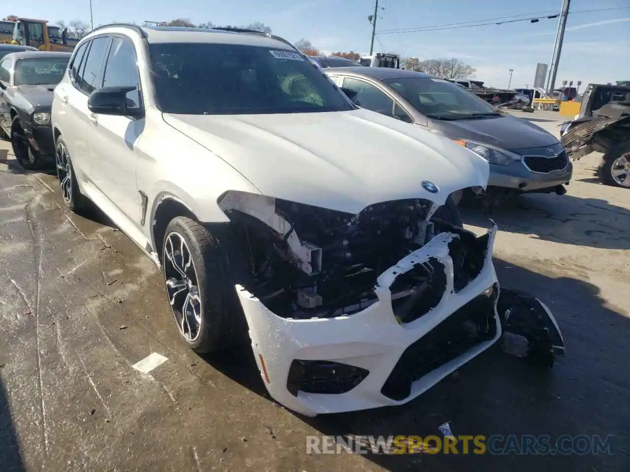 1 Photograph of a damaged car 5YMTS0C0XM9G28324 BMW X3 2021