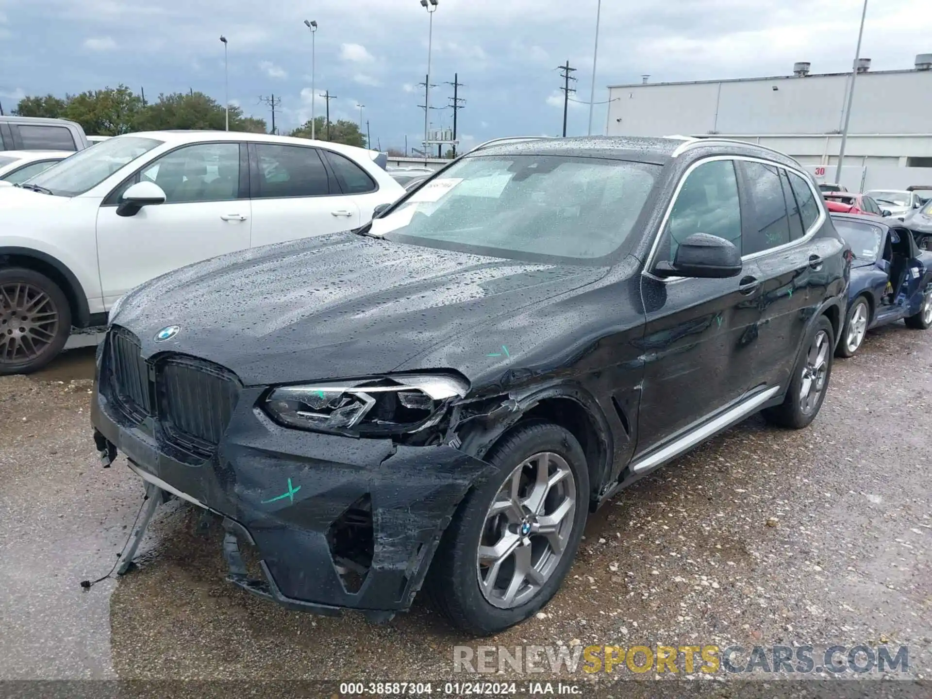 2 Photograph of a damaged car 5UX43DP00N9N29178 BMW X3 2022