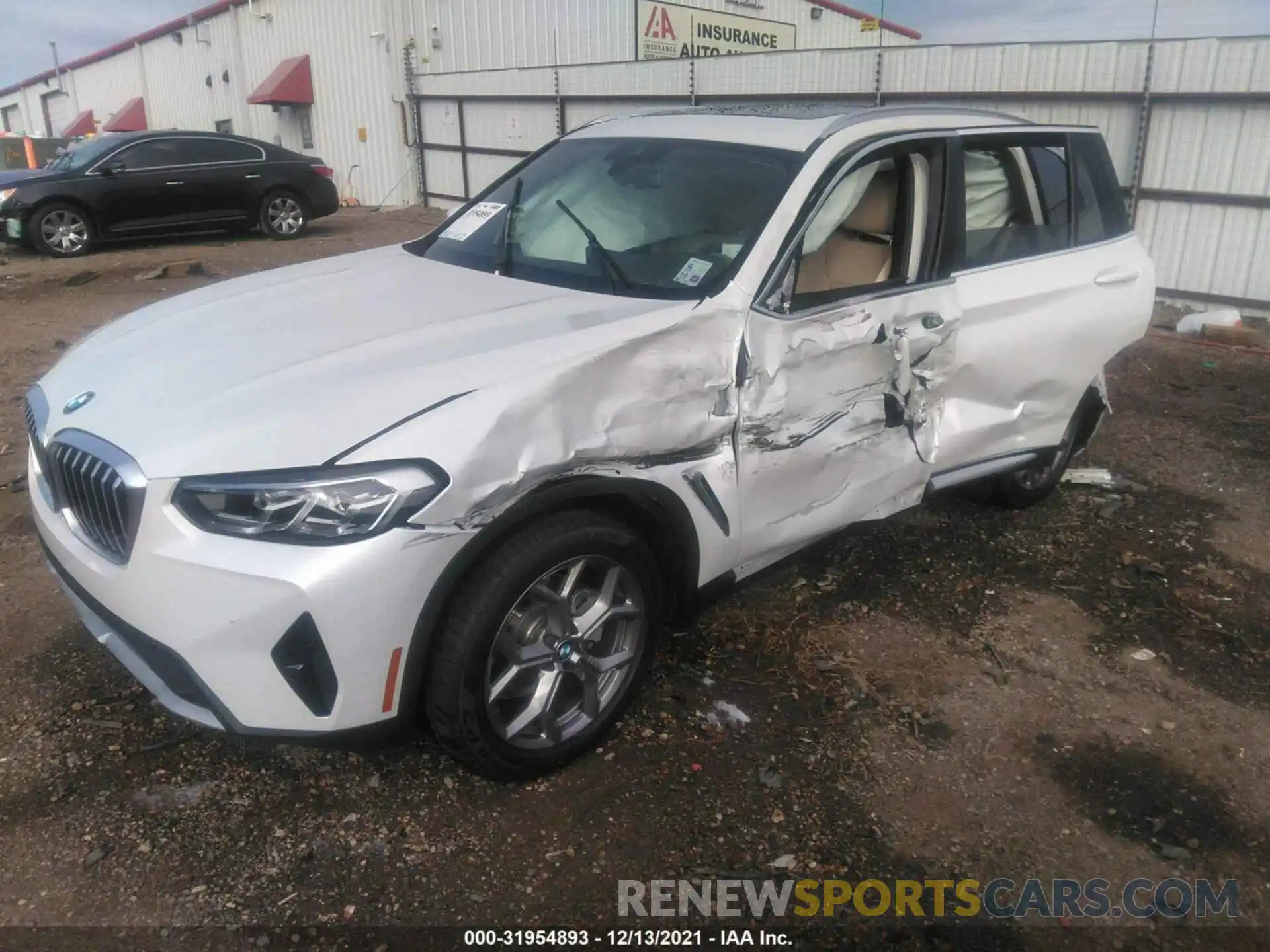 2 Photograph of a damaged car 5UX43DP01N9J75235 BMW X3 2022