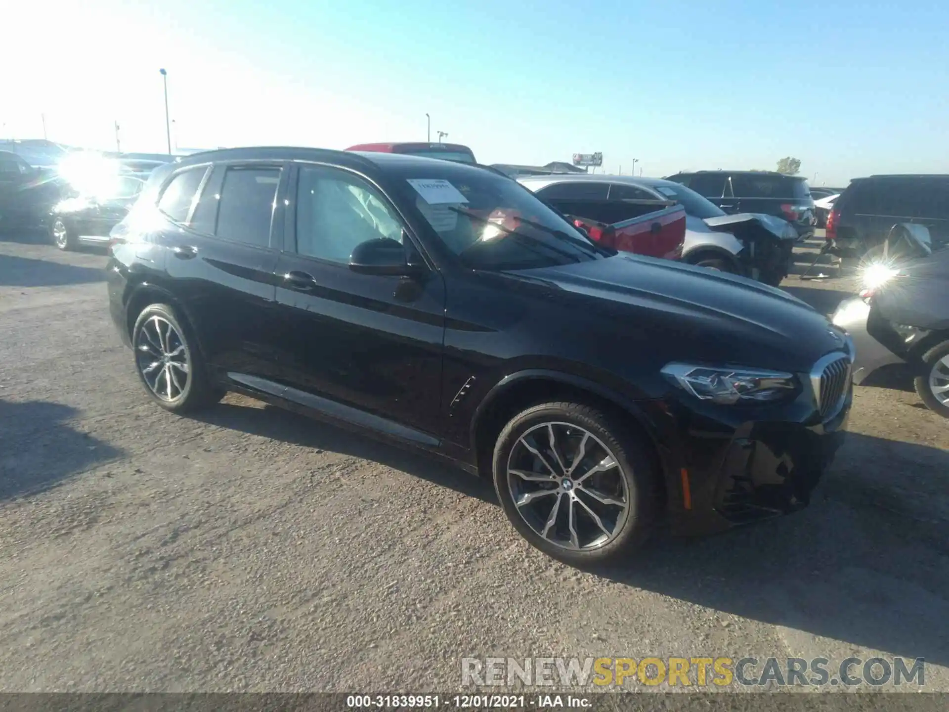 1 Photograph of a damaged car 5UX43DP02N9K07965 BMW X3 2022