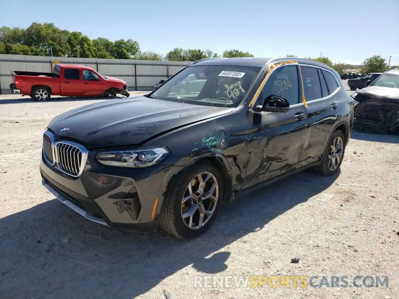 2 Photograph of a damaged car 5UX43DP04N9J00481 BMW X3 2022