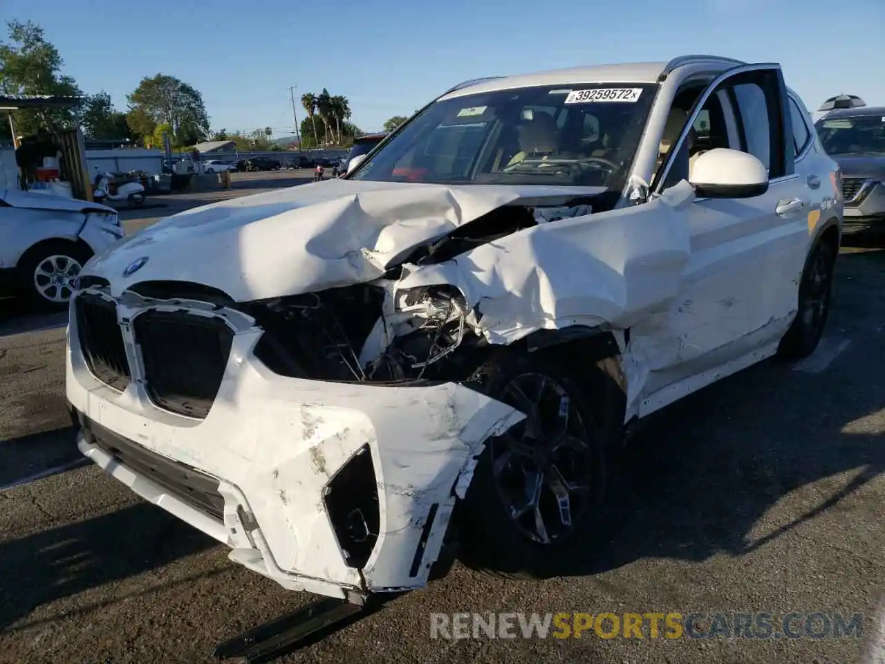 2 Photograph of a damaged car 5UX43DP05N9J50452 BMW X3 2022