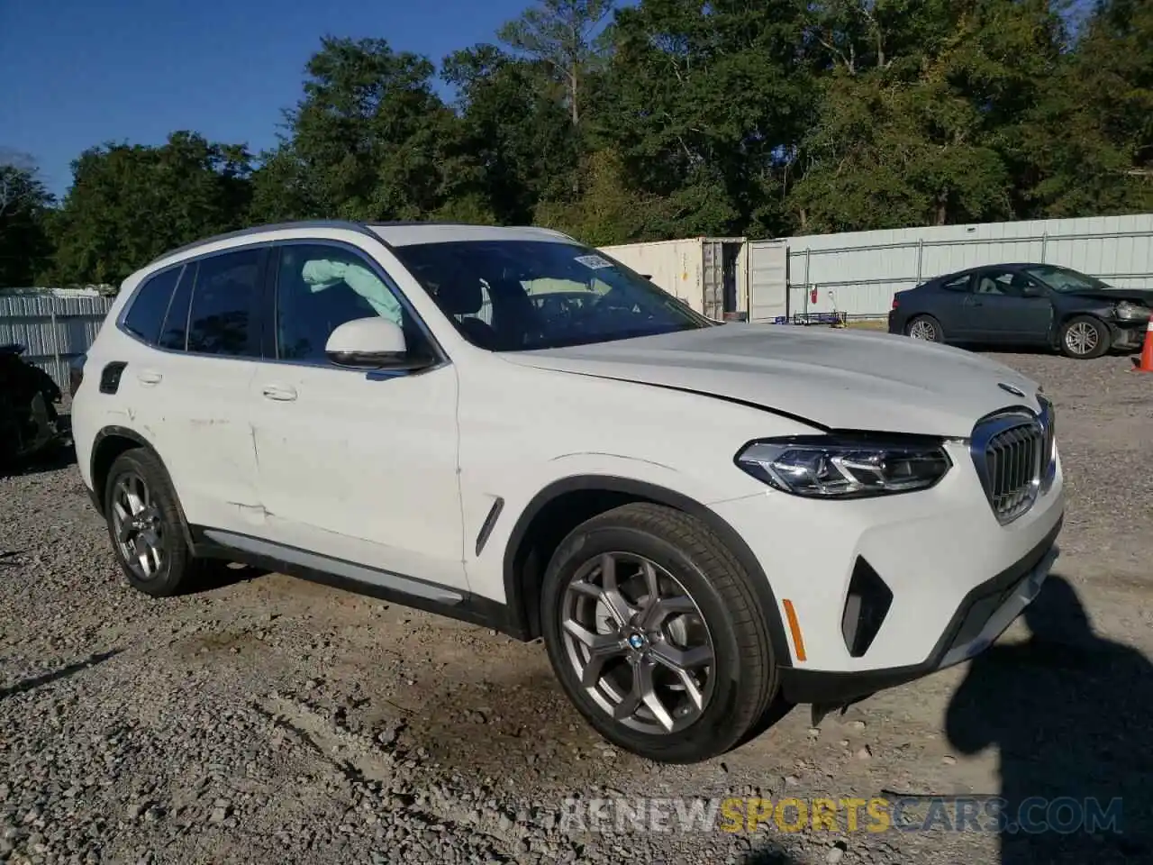 1 Photograph of a damaged car 5UX43DP06N9M96297 BMW X3 2022