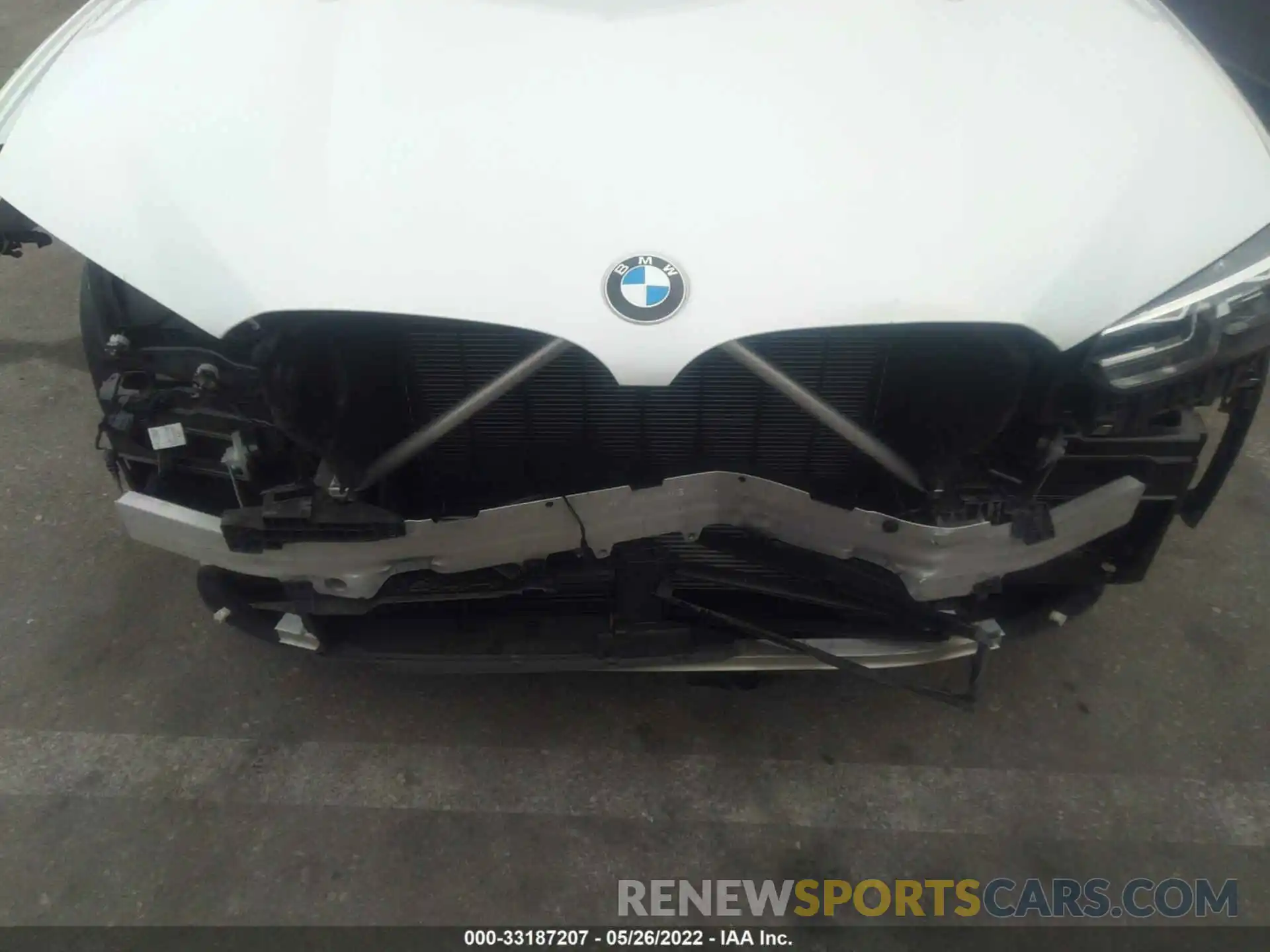 6 Photograph of a damaged car 5UX43DP08N9J49649 BMW X3 2022