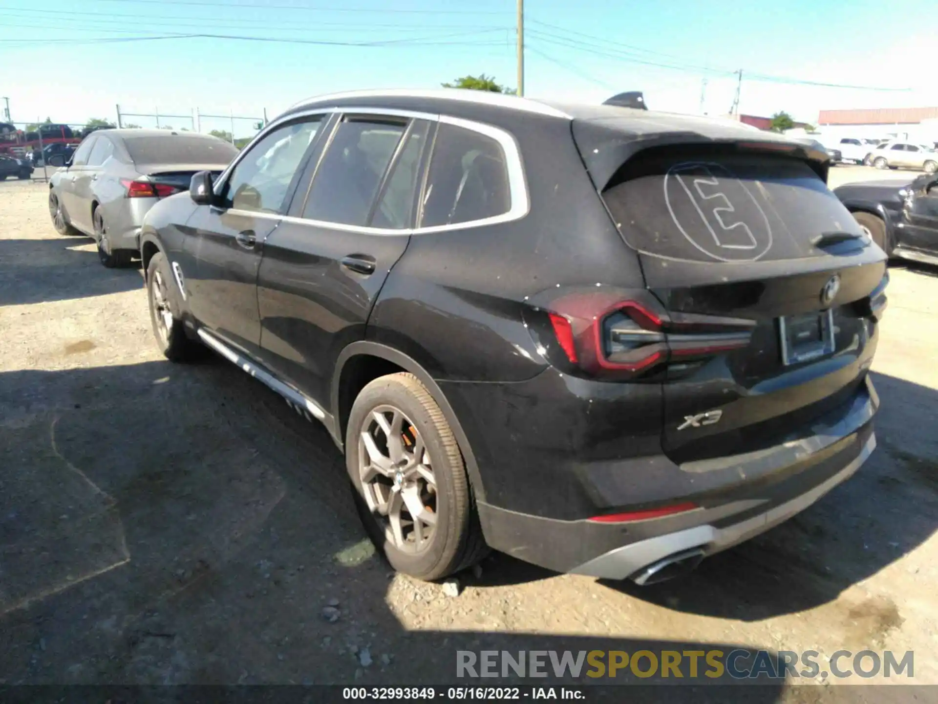 3 Photograph of a damaged car 5UX43DP08N9K71654 BMW X3 2022