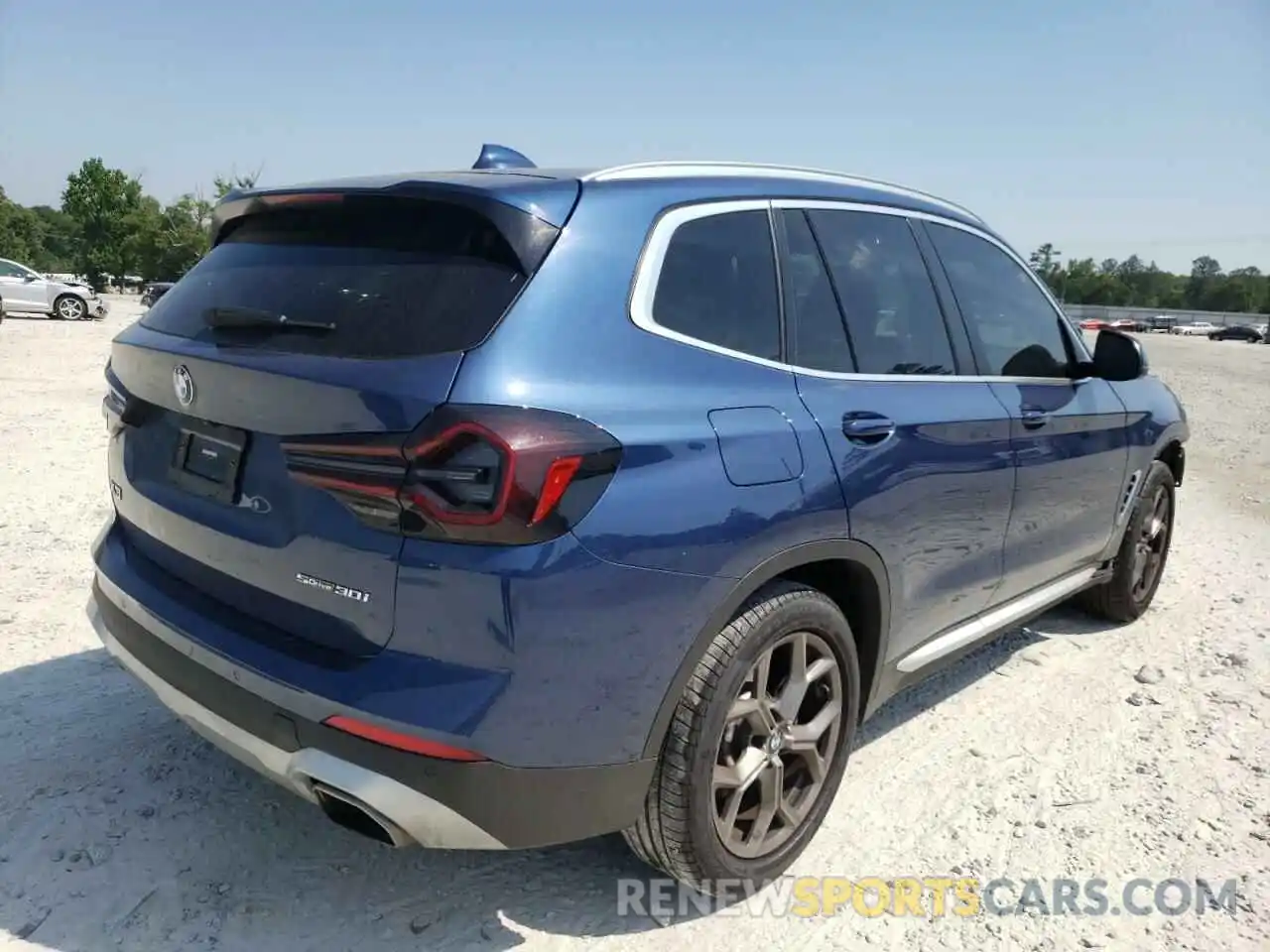 4 Фотография поврежденного автомобиля 5UX43DP09N9K83876 BMW X3 2022