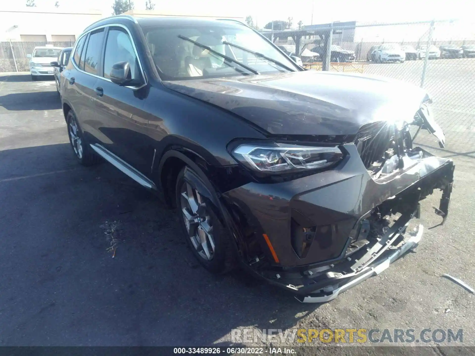 1 Photograph of a damaged car 5UX43DP0XN9M16614 BMW X3 2022