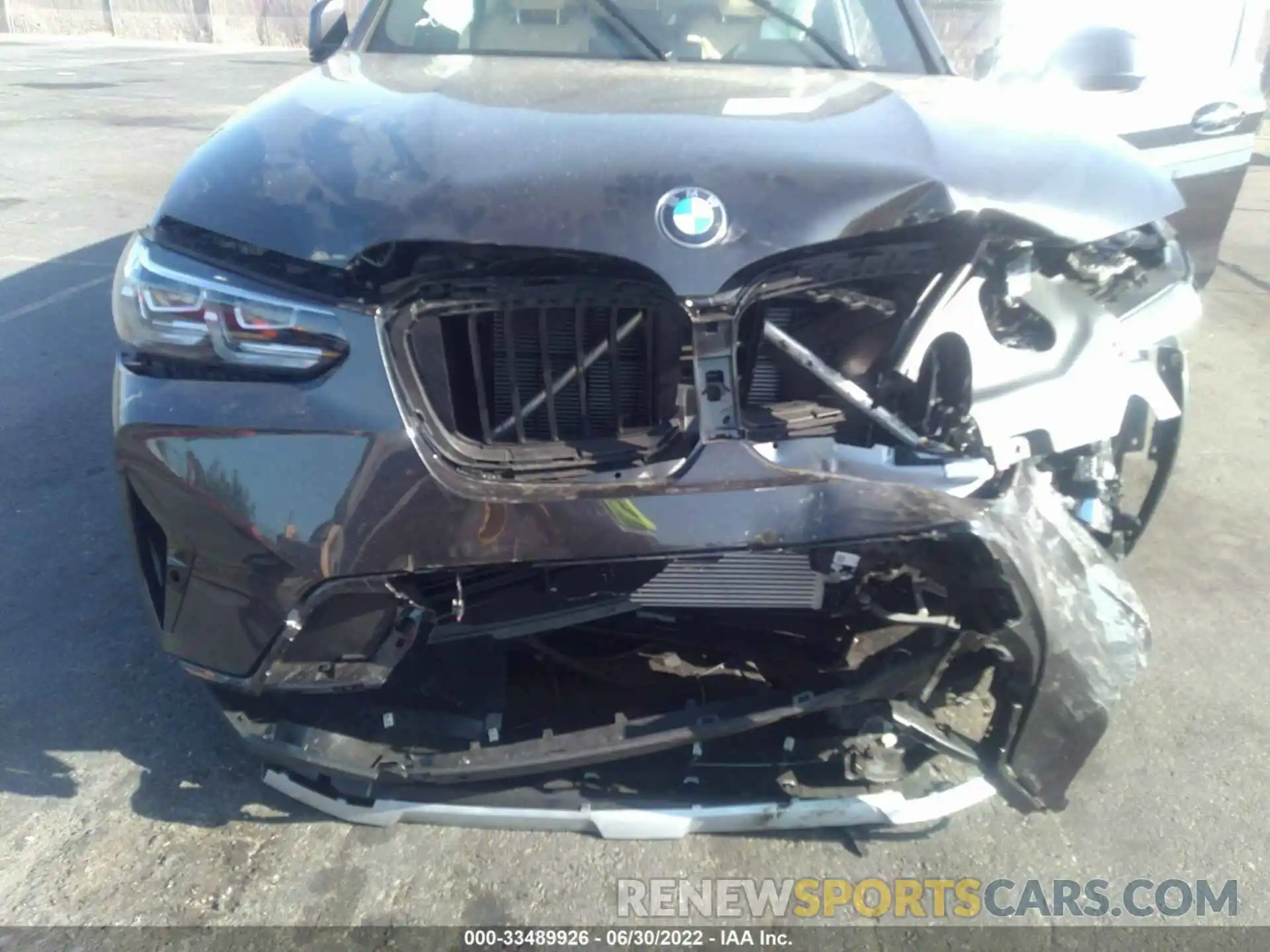 6 Photograph of a damaged car 5UX43DP0XN9M16614 BMW X3 2022