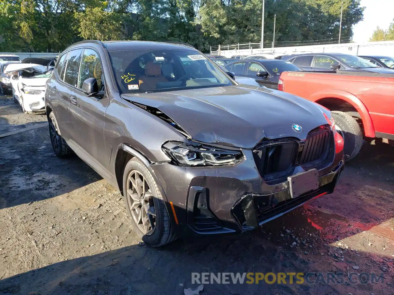 1 Photograph of a damaged car 5UX53DP00N9J01731 BMW X3 2022