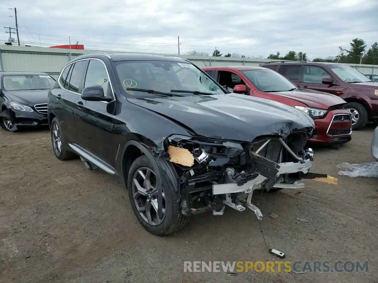 1 Photograph of a damaged car 5UX53DP00N9J61508 BMW X3 2022