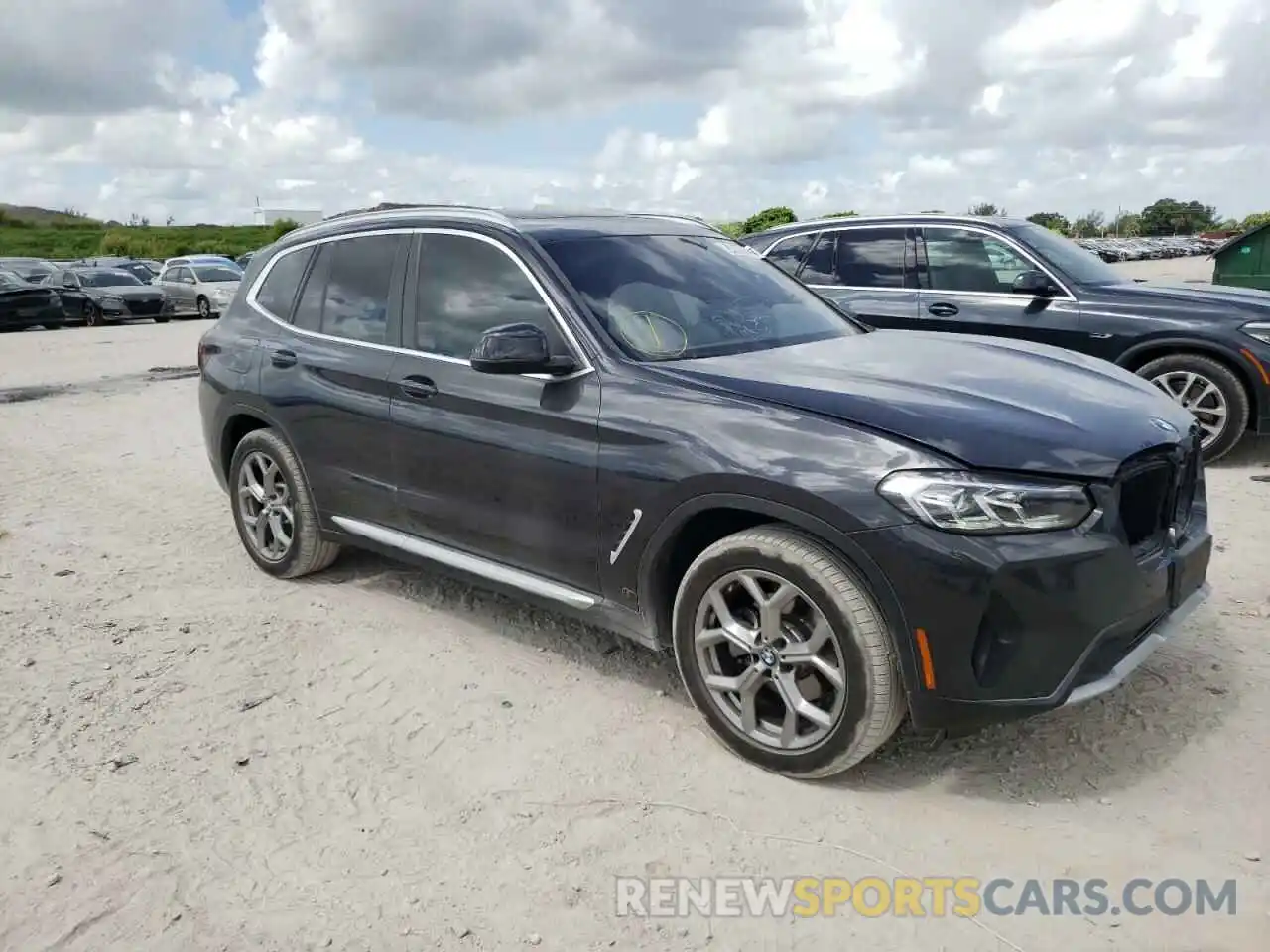 1 Photograph of a damaged car 5UX53DP00N9J75067 BMW X3 2022