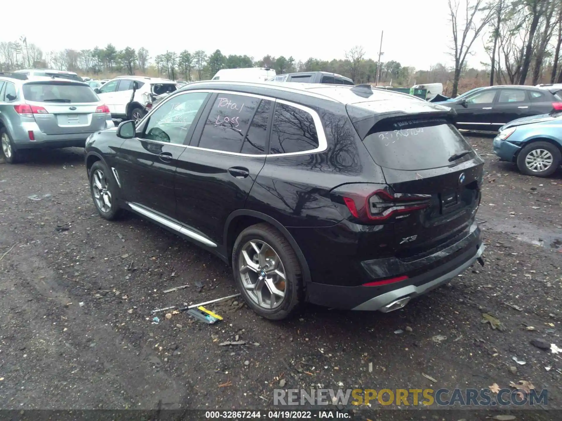 3 Photograph of a damaged car 5UX53DP00N9L21869 BMW X3 2022