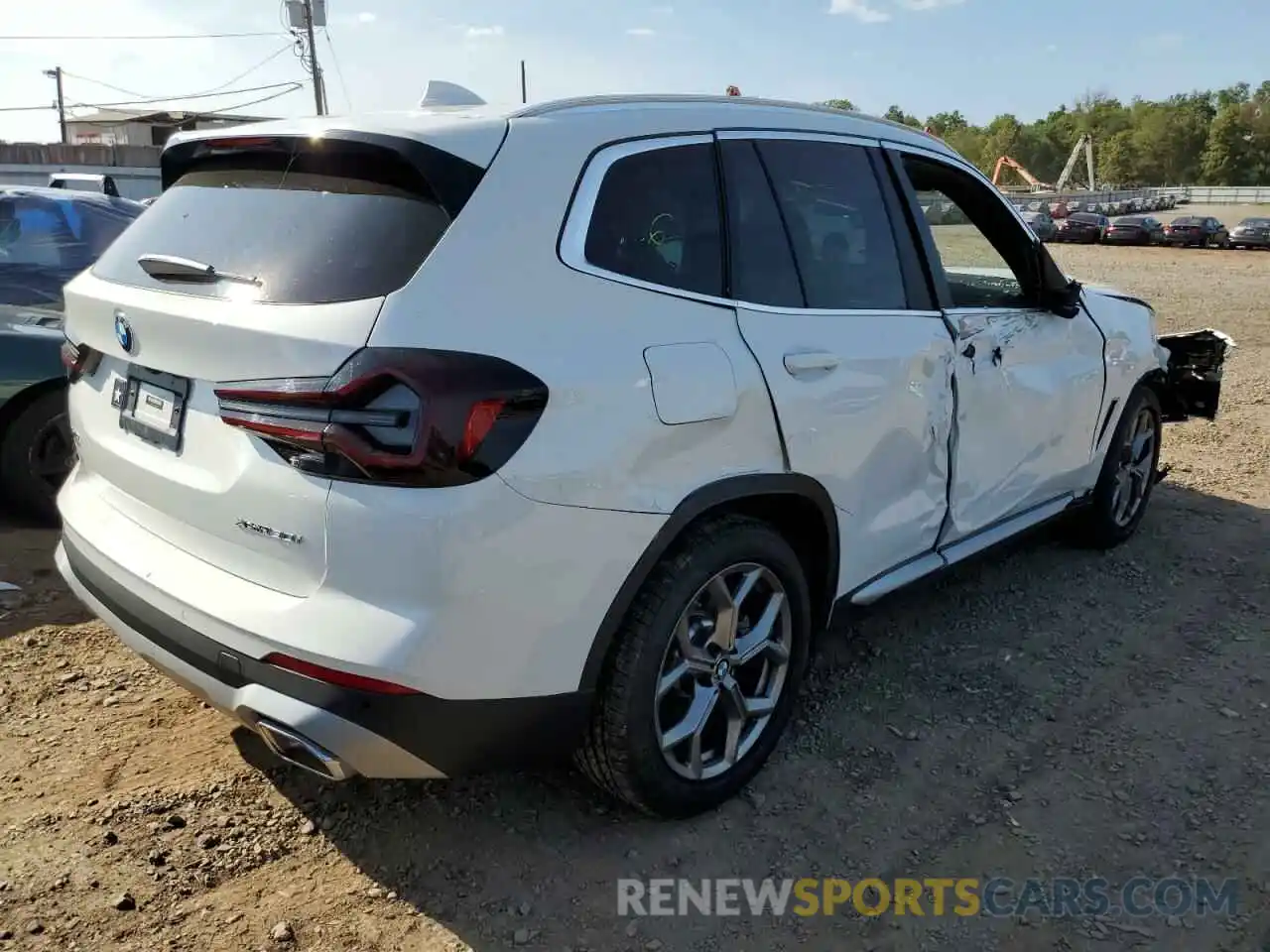 4 Фотография поврежденного автомобиля 5UX53DP00N9M22829 BMW X3 2022