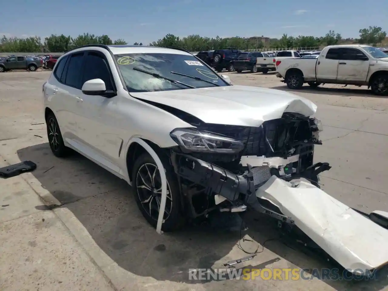 1 Photograph of a damaged car 5UX53DP00N9M86644 BMW X3 2022