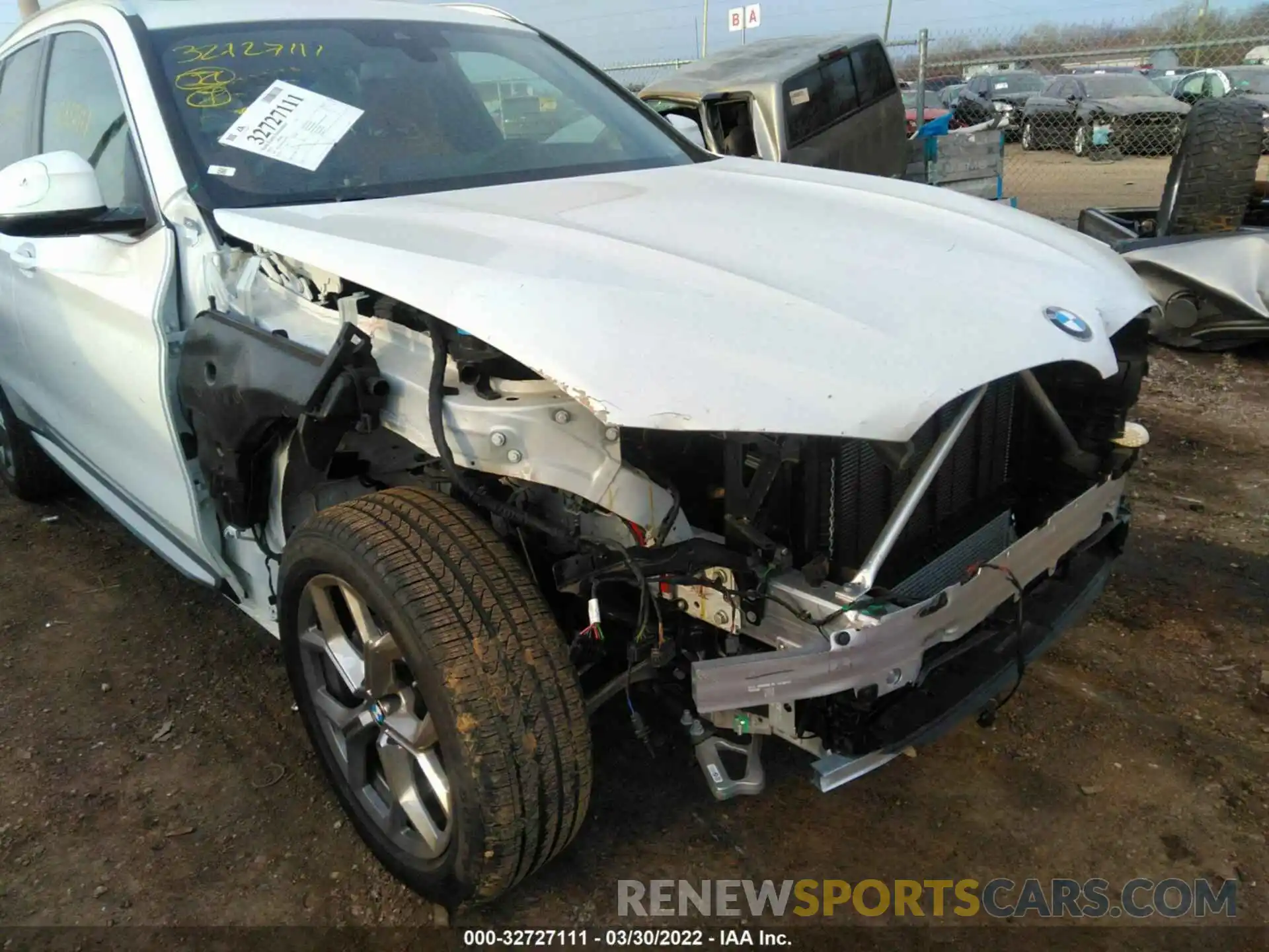 6 Photograph of a damaged car 5UX53DP01N9K75954 BMW X3 2022