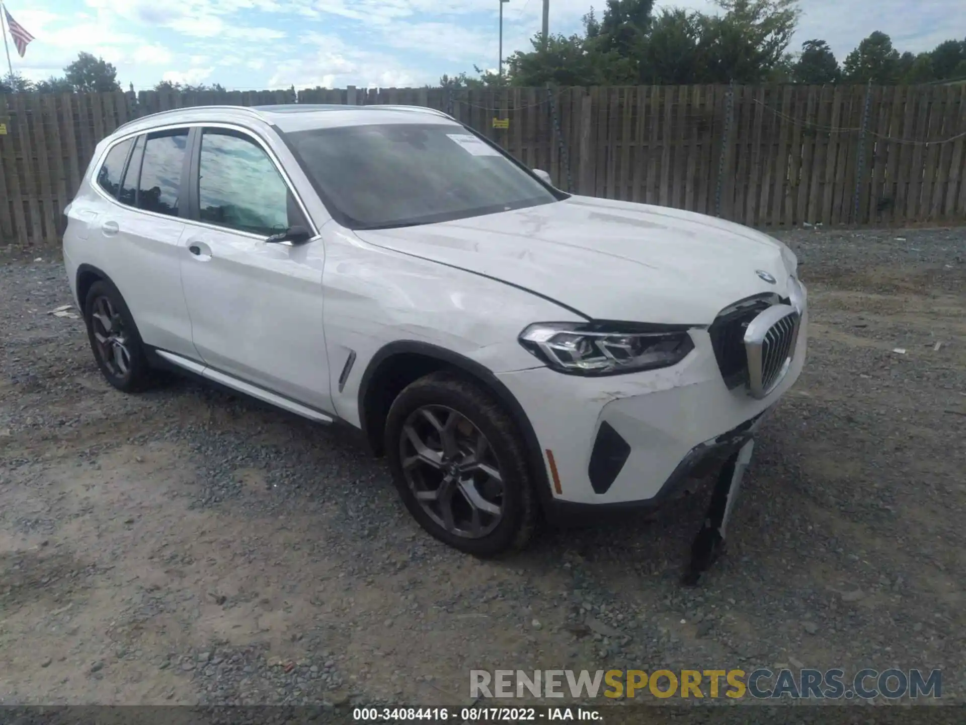 1 Photograph of a damaged car 5UX53DP03N9J31774 BMW X3 2022