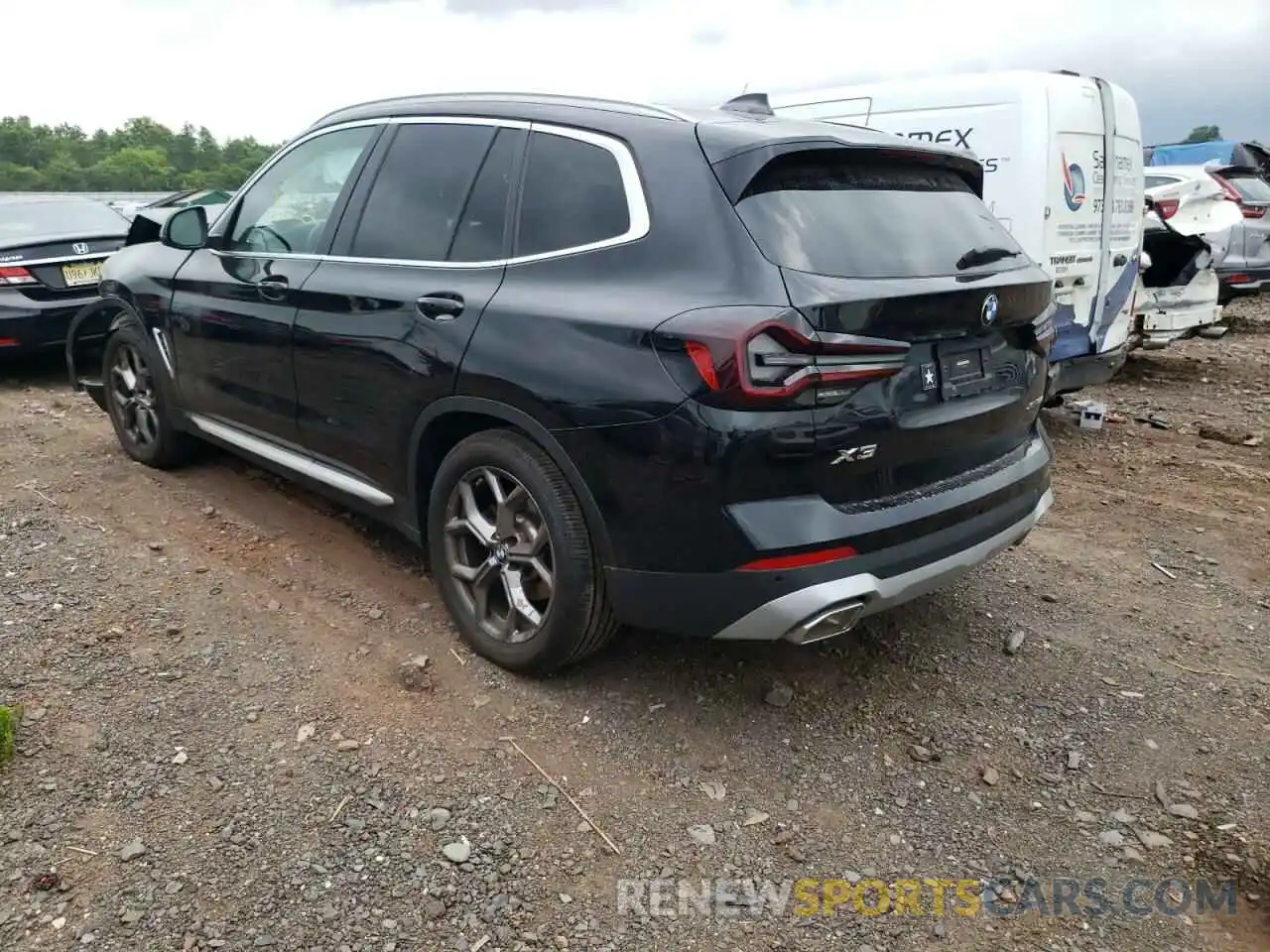 3 Photograph of a damaged car 5UX53DP03N9K16145 BMW X3 2022