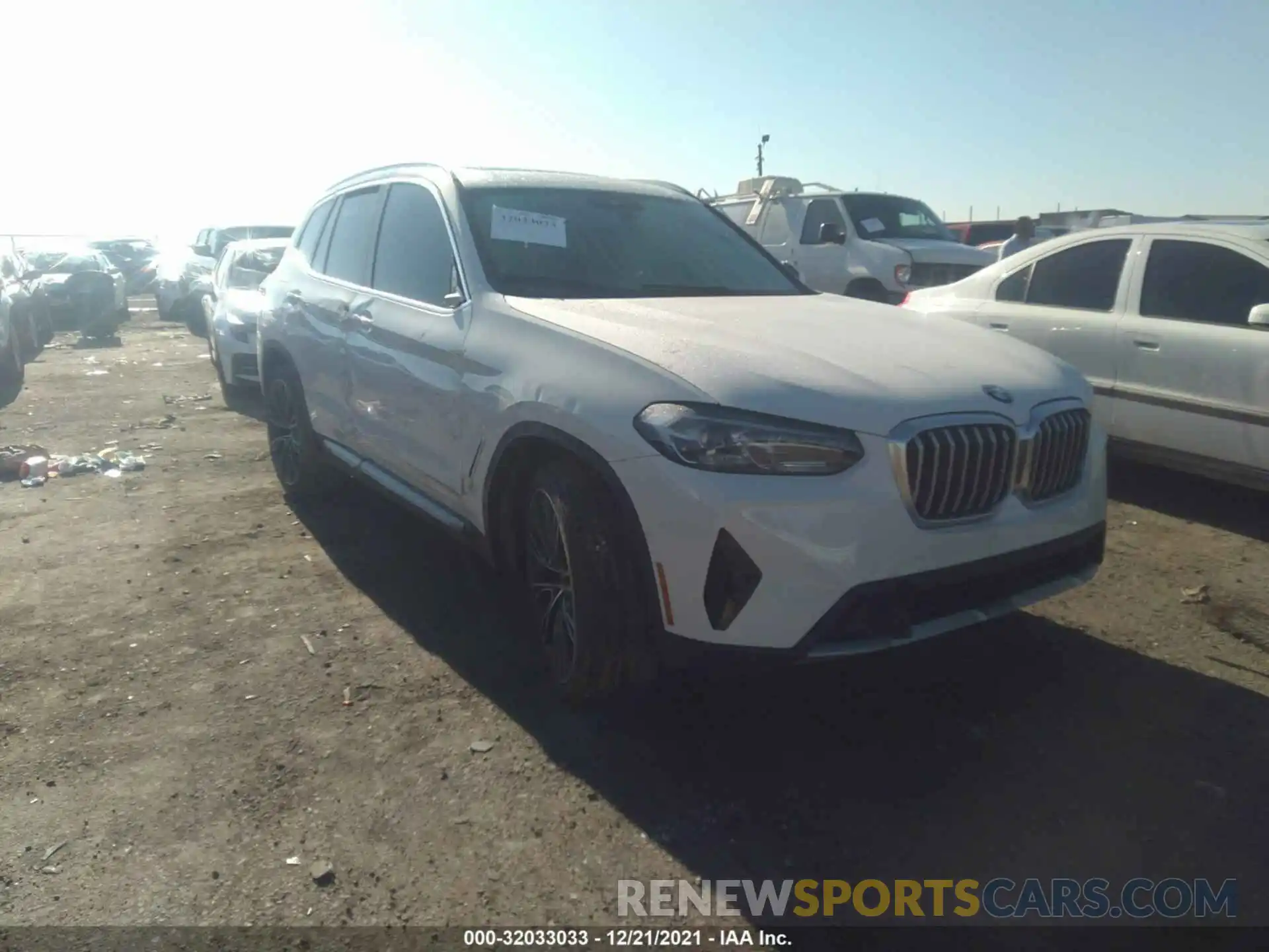 1 Photograph of a damaged car 5UX53DP04N9K26439 BMW X3 2022