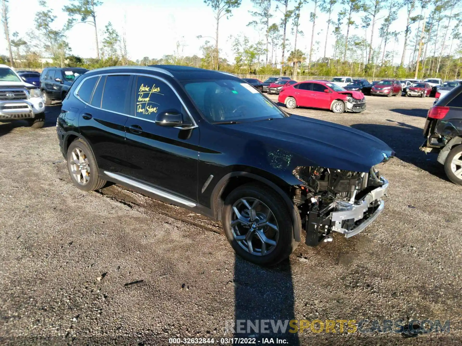 1 Photograph of a damaged car 5UX53DP04N9K84454 BMW X3 2022